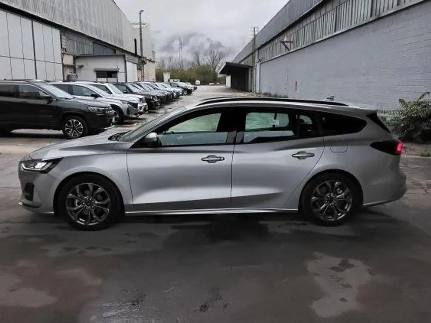Ford Focus Wagon ST-Line 1.0 EcoBoost Hybrid 125CV Argento - 2