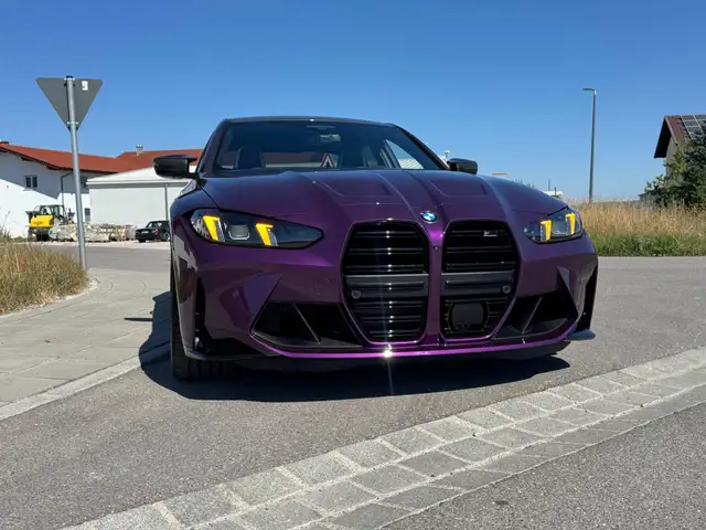 BMW M3 view 3