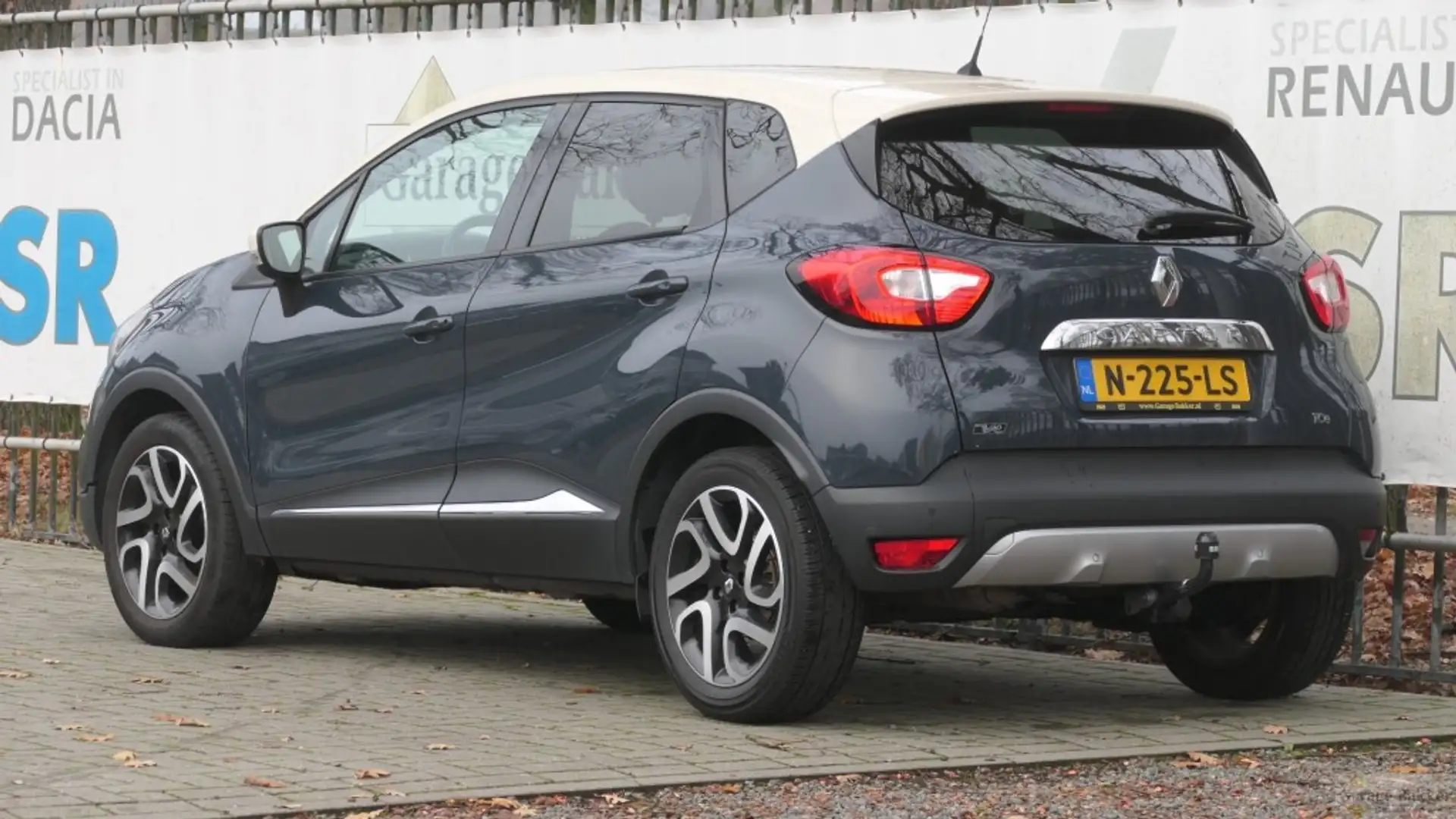Renault Captur TCe 120 EDC Automaat Helly Hansen Blauw - 2