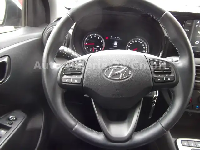 Hyundai I10 view 10