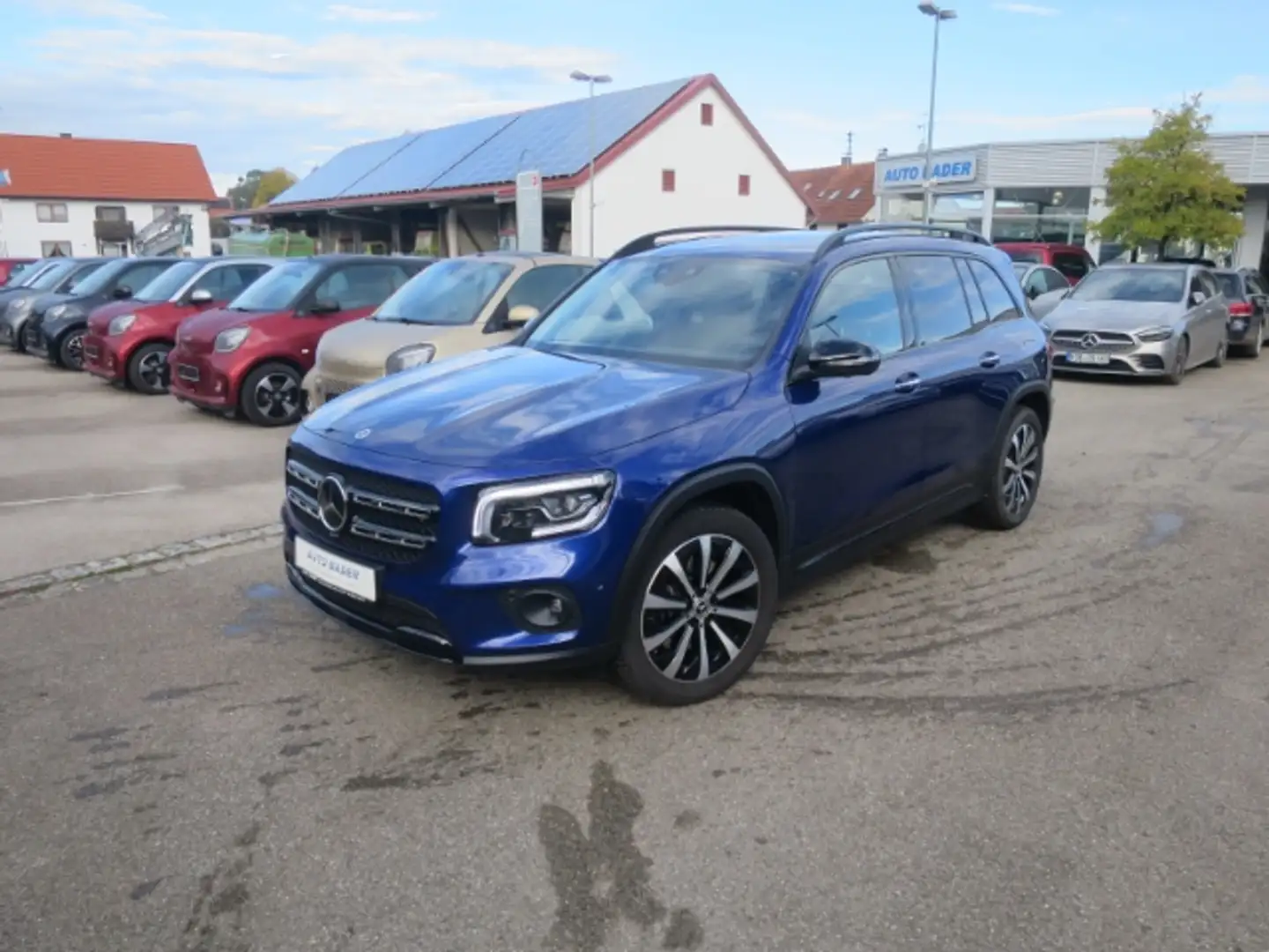 Mercedes-Benz GLB 220 d 4Matic Progressive Night Technik AHK Blau - 2