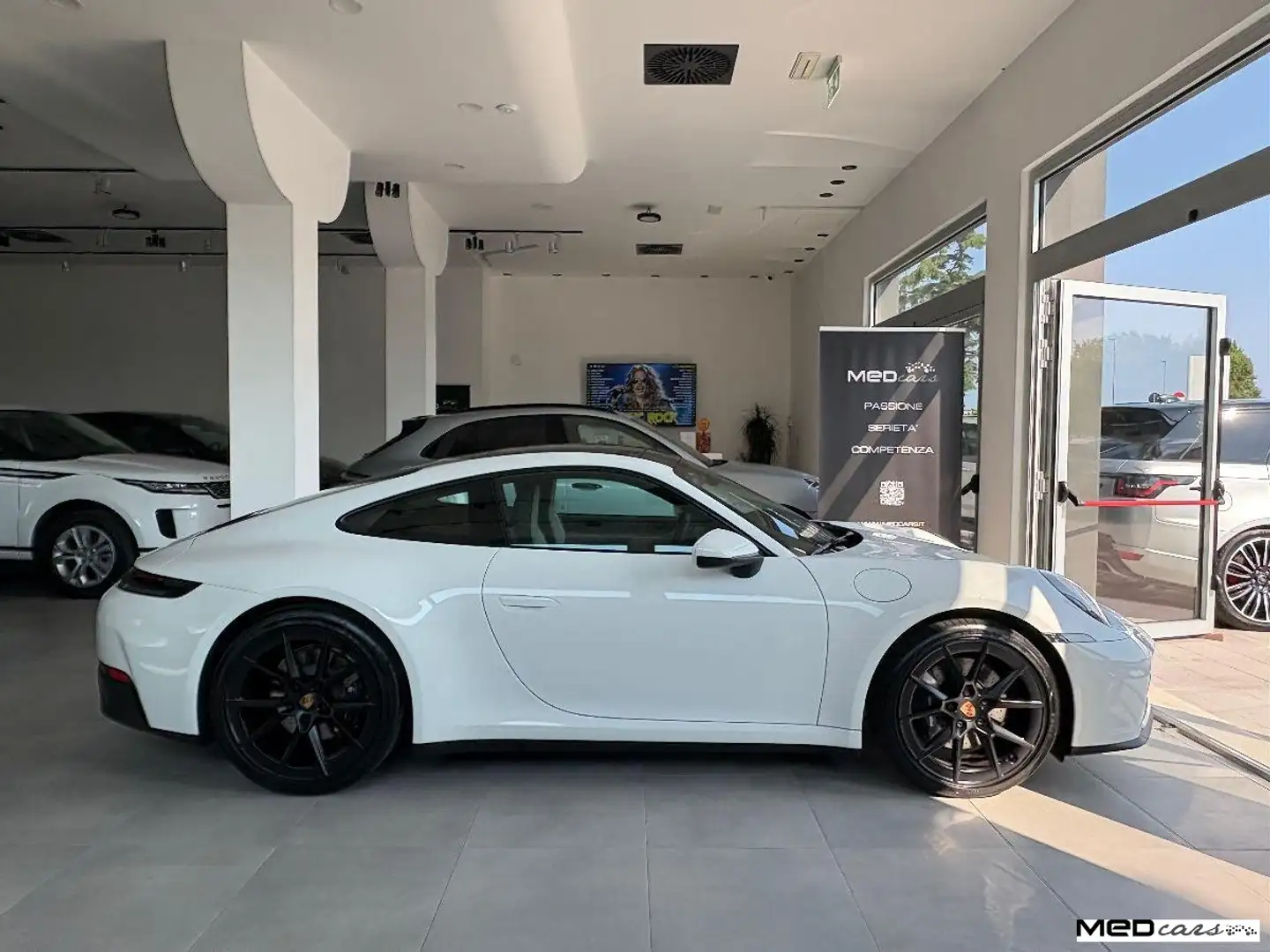 Porsche 992 .2 3.0 COUPE' /  KM 4.250 / IVA ESPOSTA Bianco - 1