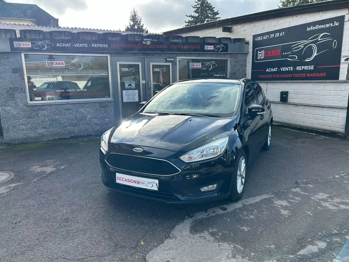 Ford Focus 1.5 TDCi 120 CV  5 PORTES Gris - 1