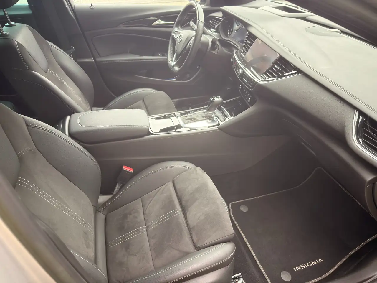 Opel Insignia B ST Business Alcantara,Matrix,Massage,Kamera,Head 9