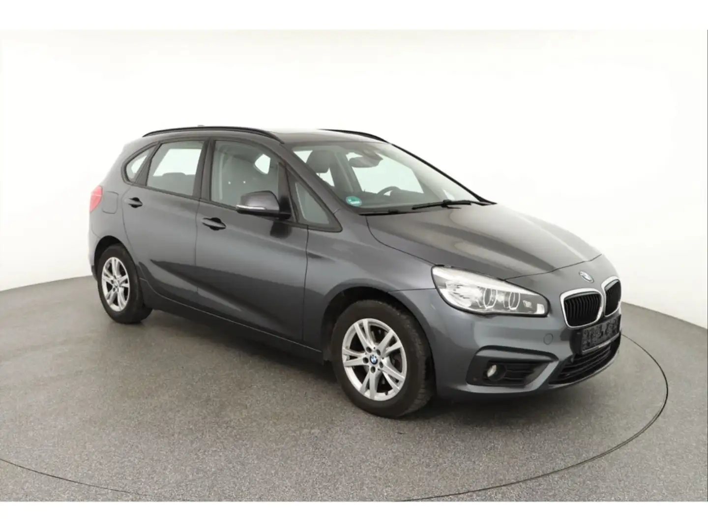 BMW 218 Active Tourer dA +LEDER+PANO+NAVI+LED+MFL+BT Grau - 2