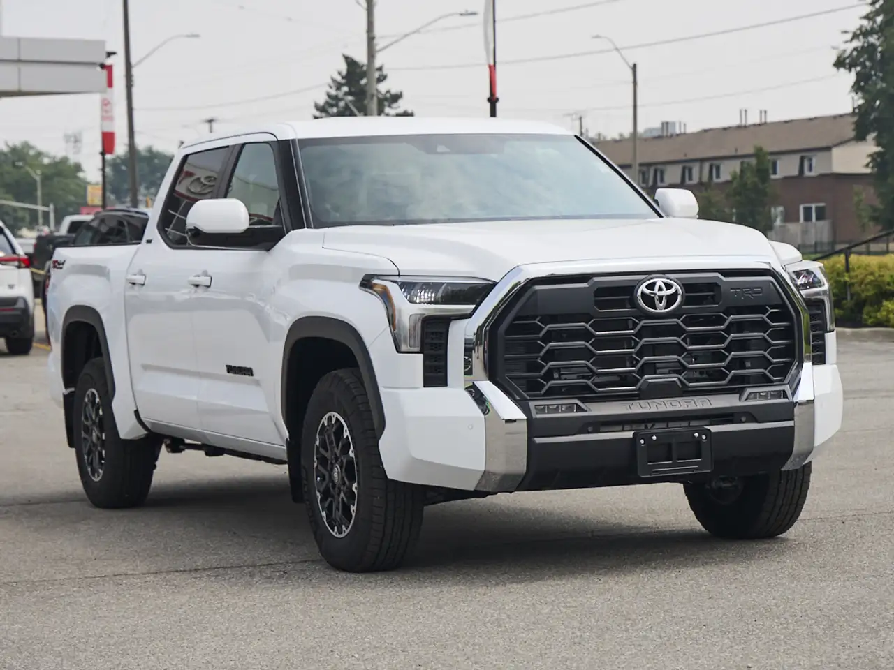 Toyota Tundra снимка Toyota Tundra