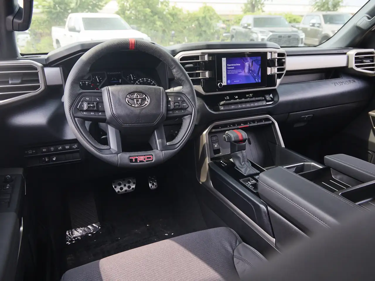 Toyota Tundra снимка Toyota Tundra
