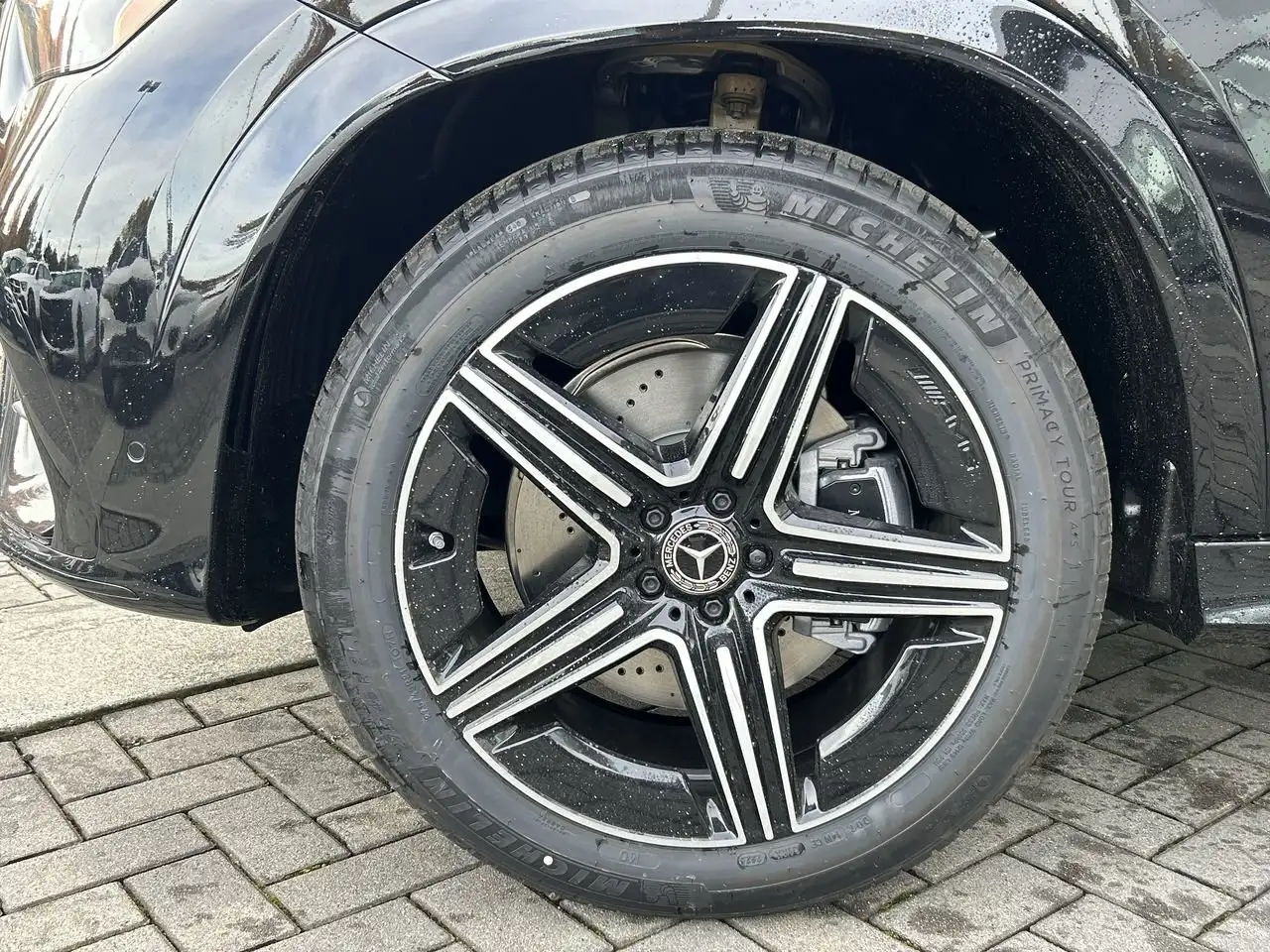 Mercedes-Benz GLE снимка Mercedes-Benz GLE