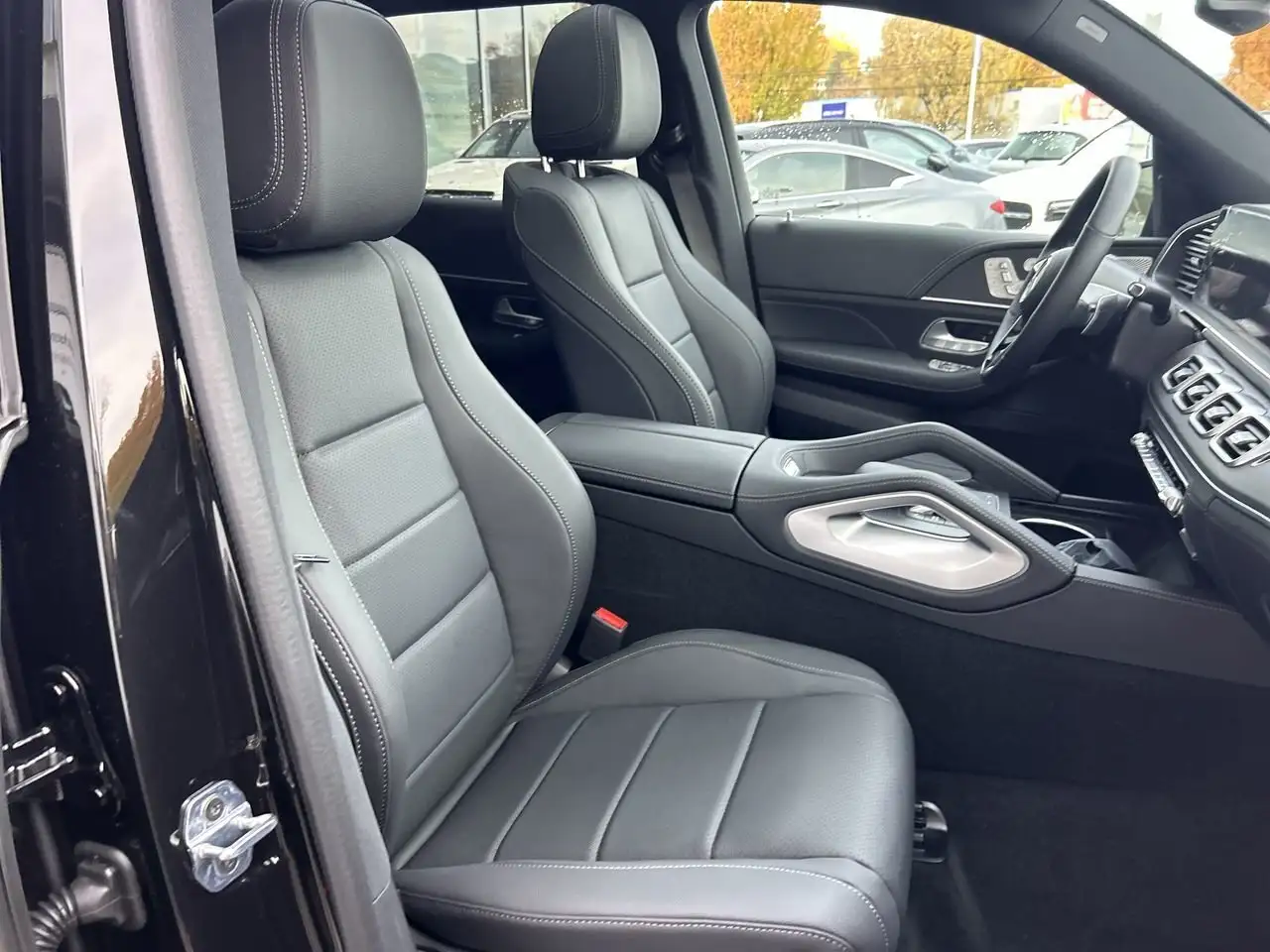 Mercedes-Benz GLE снимка Mercedes-Benz GLE
