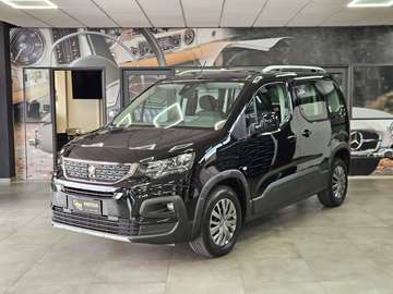 1.5 bluehdi Allure Pack Standard - Autocarro 5 posti - IVA ESCLUSA