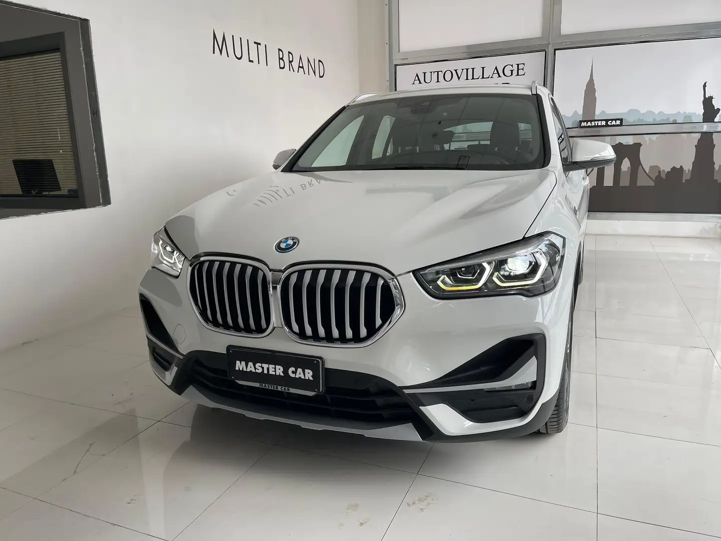 BMW X1 xdrive25e xLine auto Blanco - 1