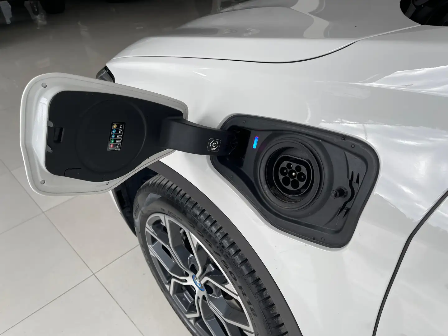BMW X1 xdrive25e xLine auto Blanco - 2