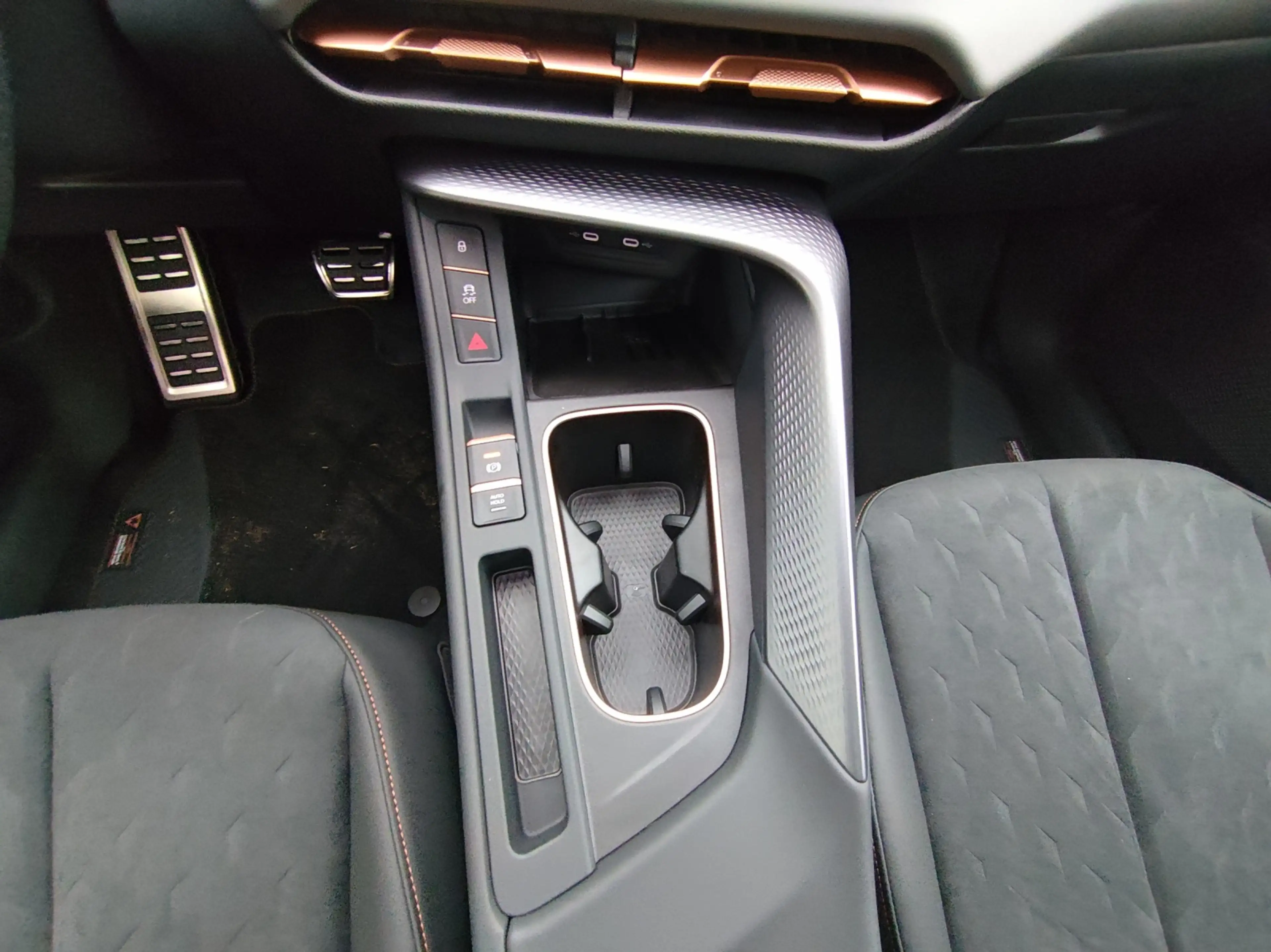 CUPRA Terramar 2.0 TSI DSG 4Drive VZ — photo 15
