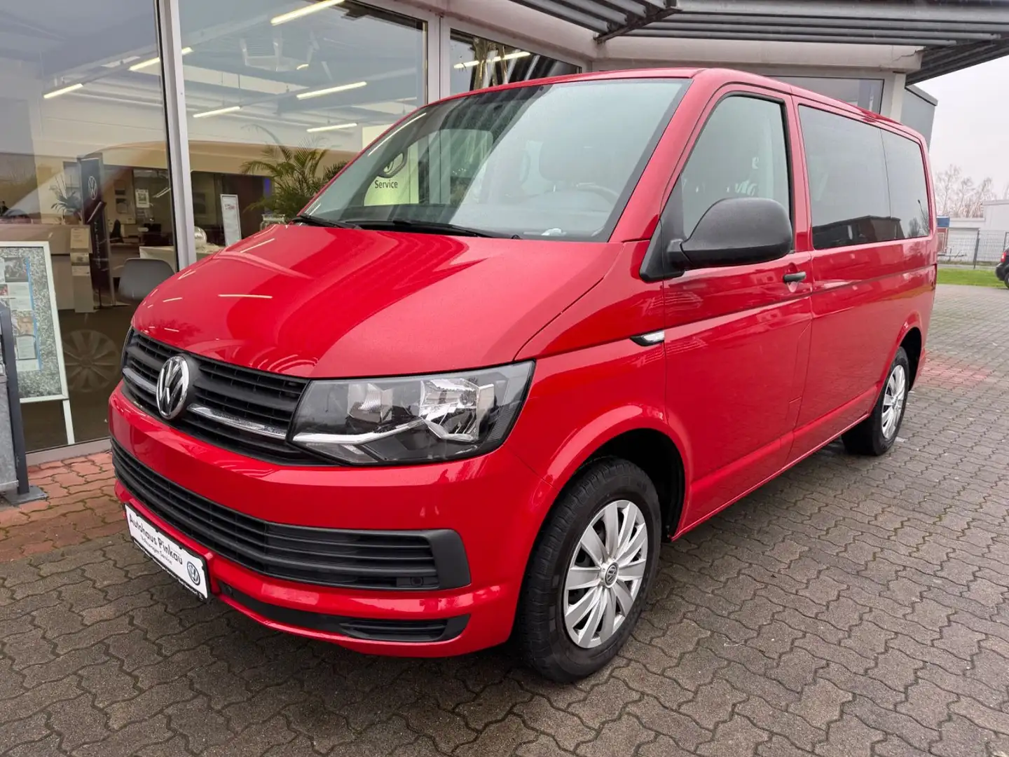 Volkswagen T6 Multivan 2.0 TDI Trendline Klima Einparkhilfe Rojo - 1