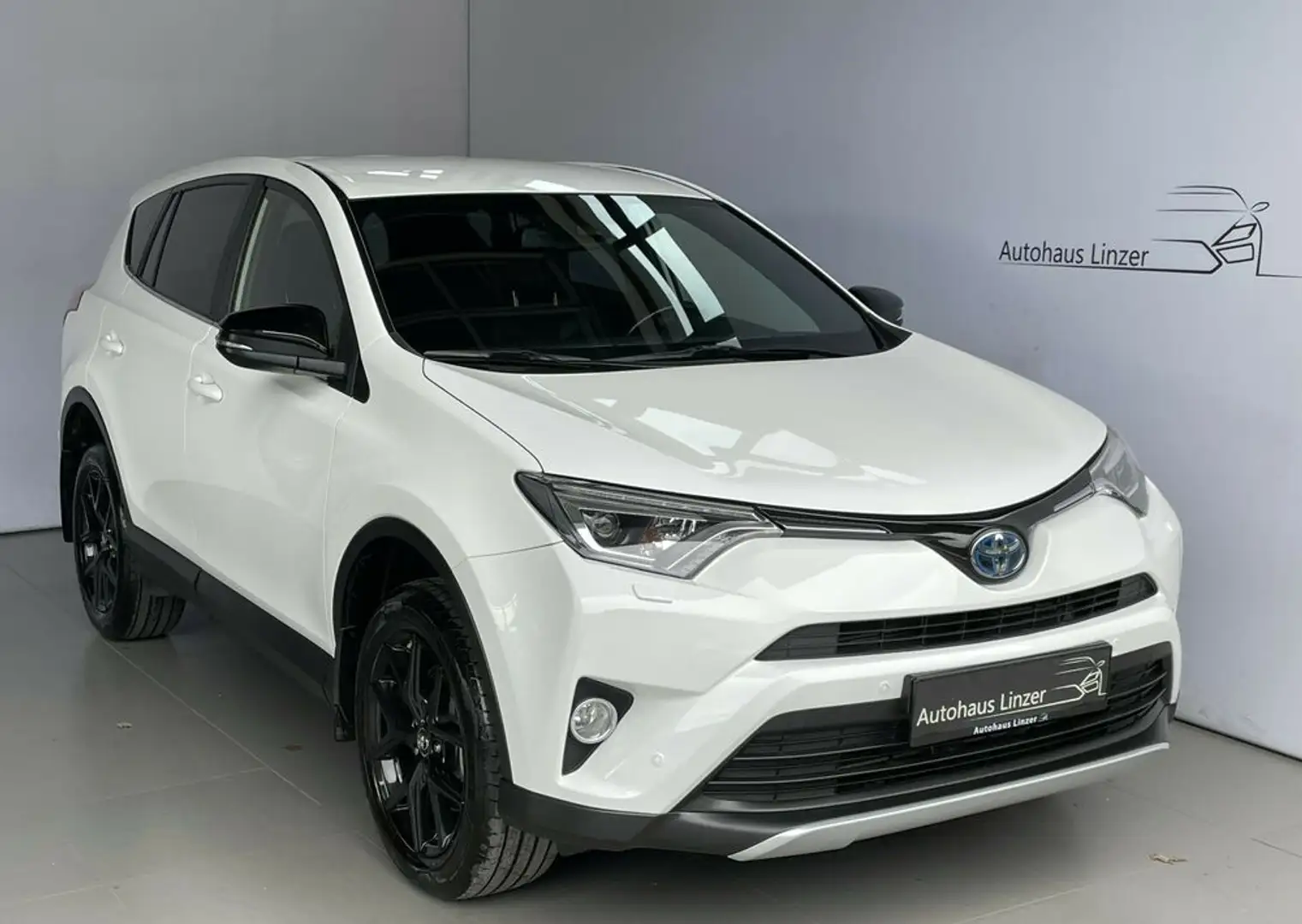 Toyota RAV 4 Hybrid Active *ACC*KeyGo*AHK*Kamera*DAB* Weiß - 1