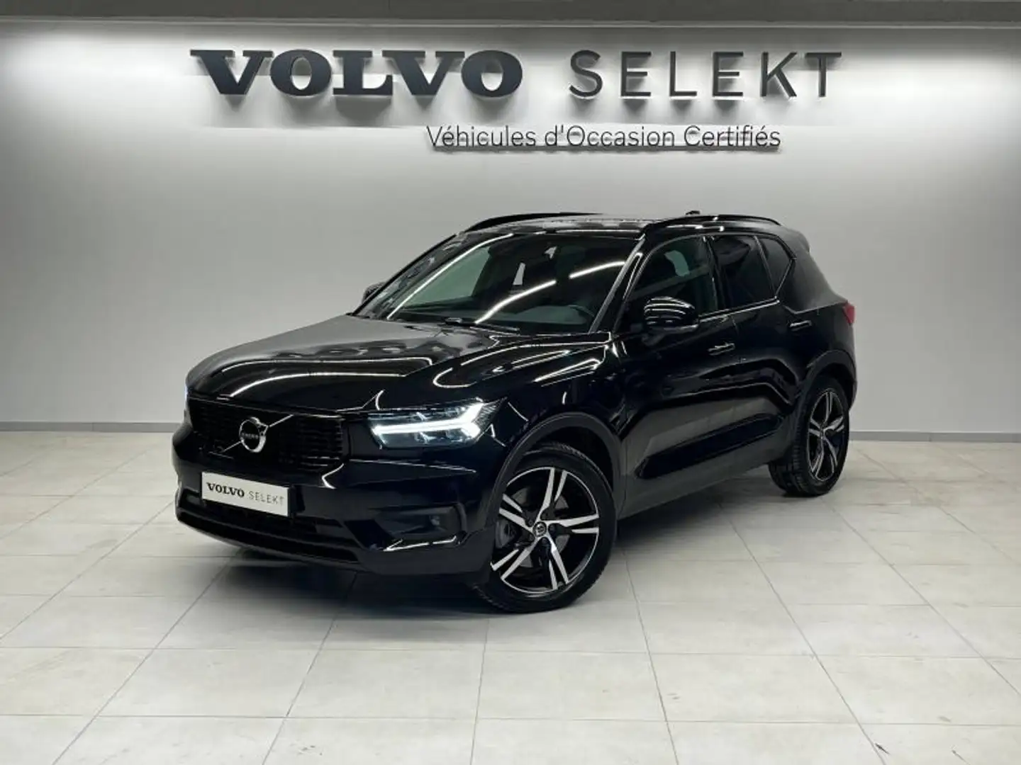 Volvo XC40 T5 Recharge 180 + 82ch R-Design DCT 7 Schwarz - 1