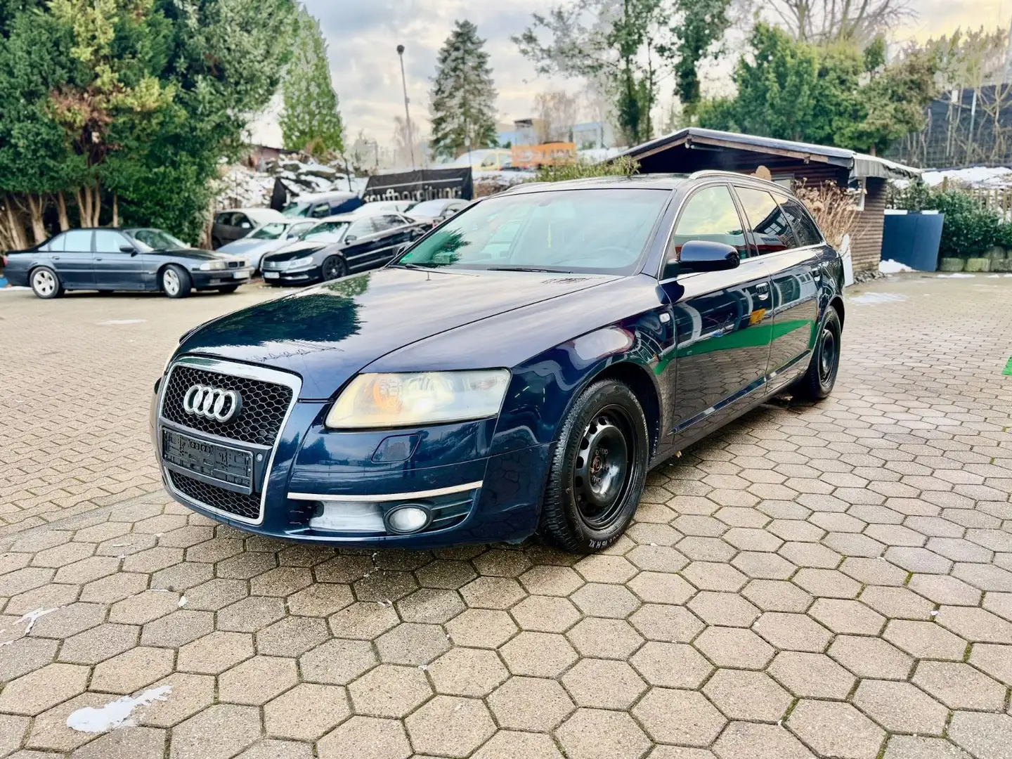 Audi A6 Avant 2.7 TDI quattro Xenon Automatik Blau - 1