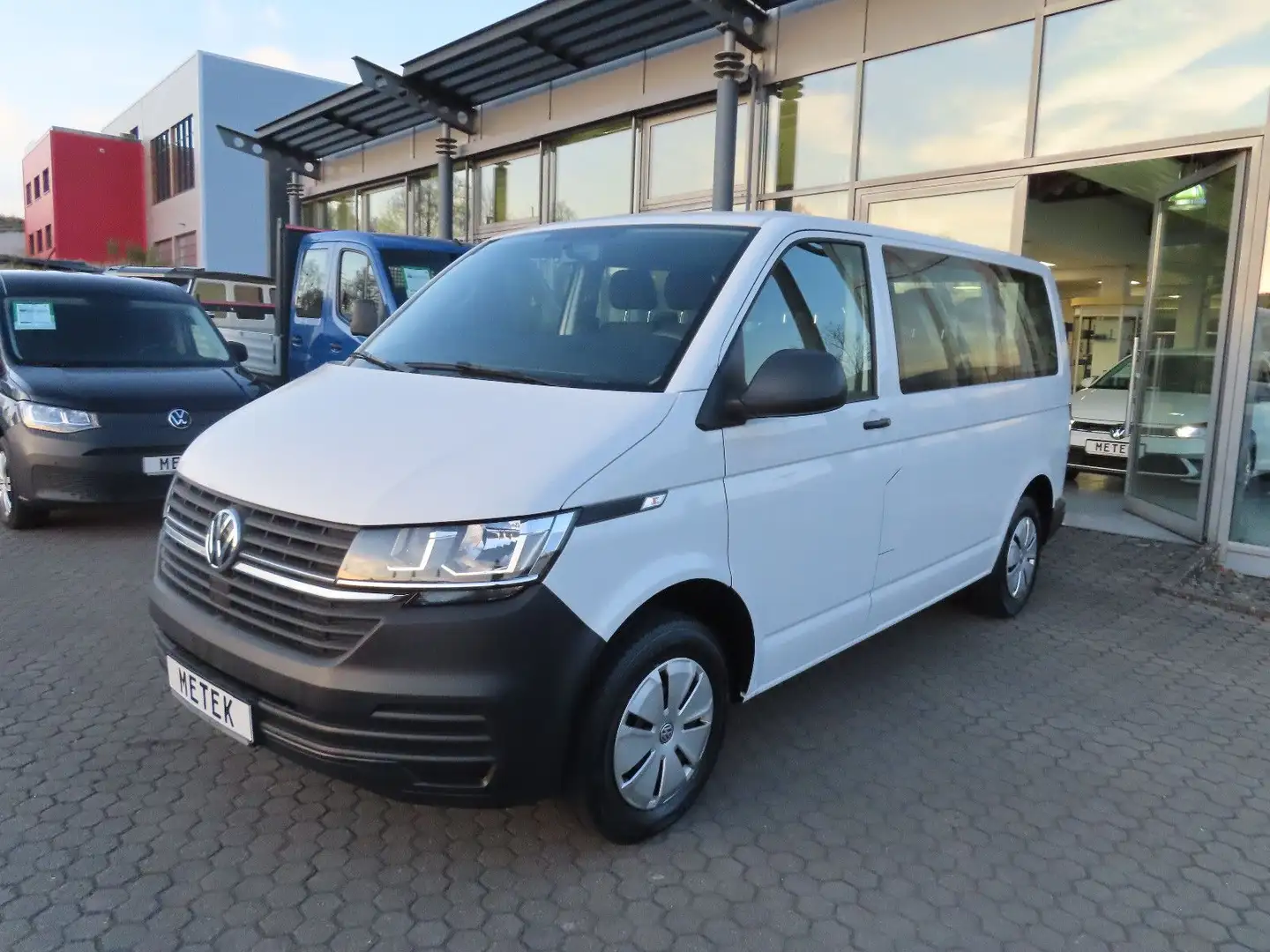 Volkswagen T6 Kombi T6.1  2.0 TDI  Kombi KLIMA PDC 9 SITZE Blanc - 1