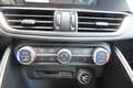 Alfa Romeo Giulia Veloce Q4 280PS AT8 Grey - thumbnail 11