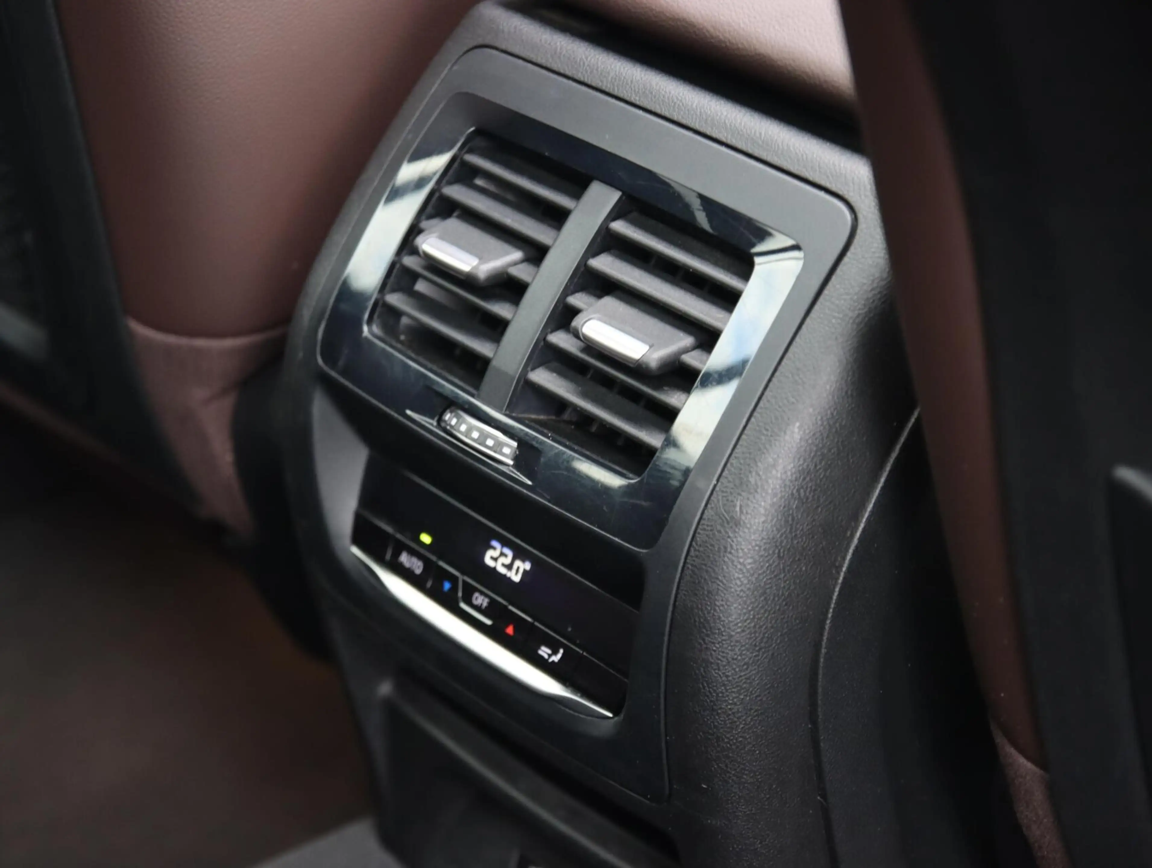 BMW iX3 High Executive 80 kWh | SOH 95% | Panoramadak — photo 35