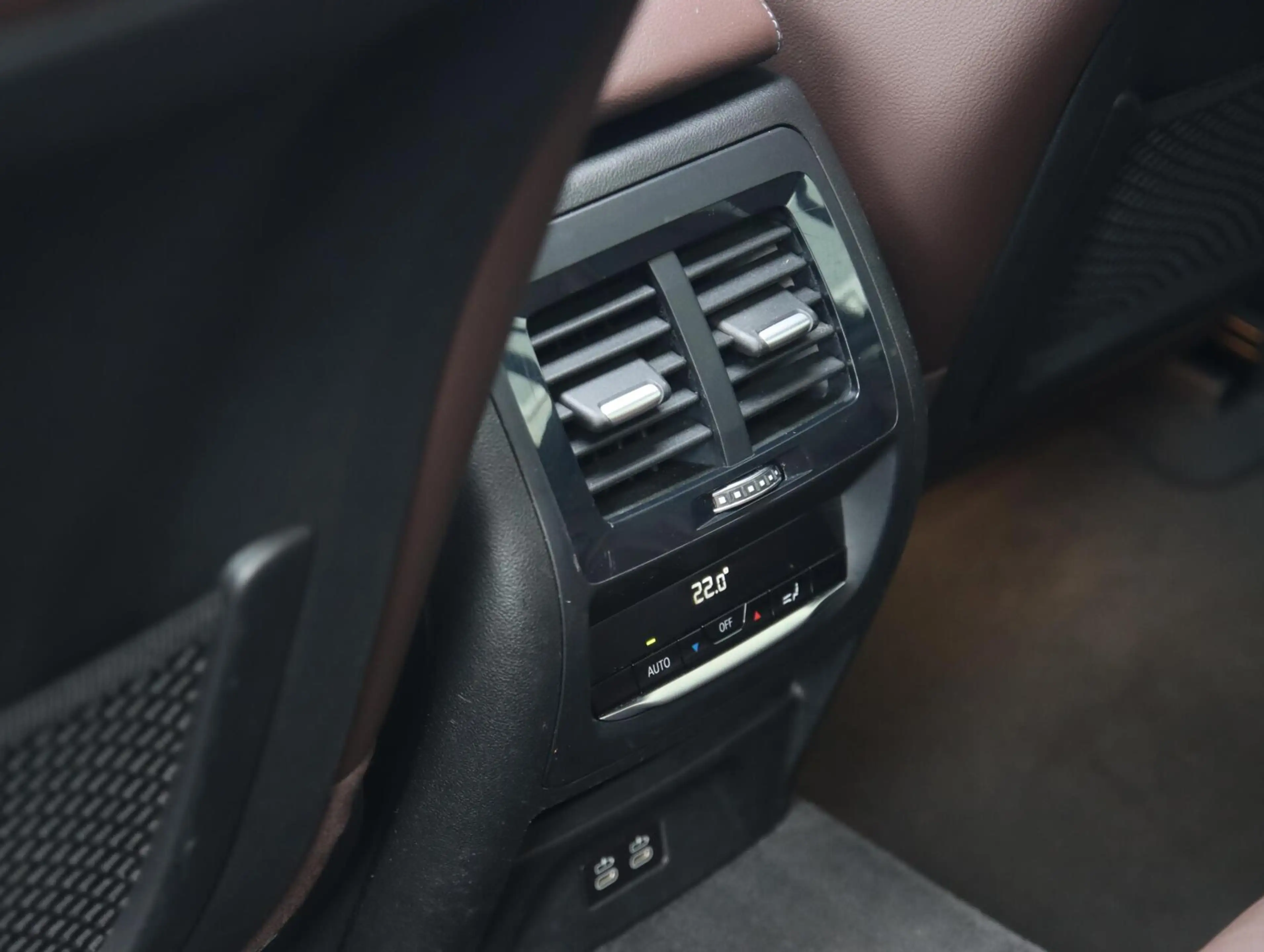 BMW iX3 High Executive 80 kWh | SOH 95% | Panoramadak — photo 19