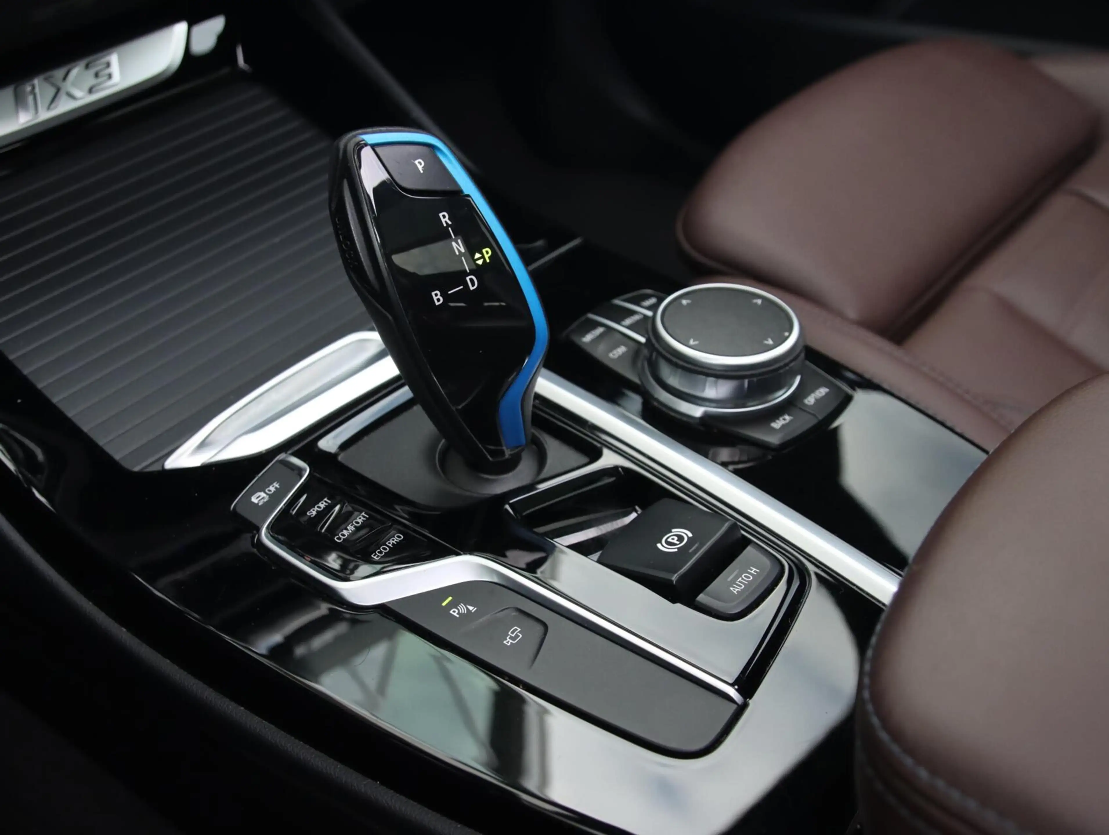 BMW iX3 High Executive 80 kWh | SOH 95% | Panoramadak — photo 47