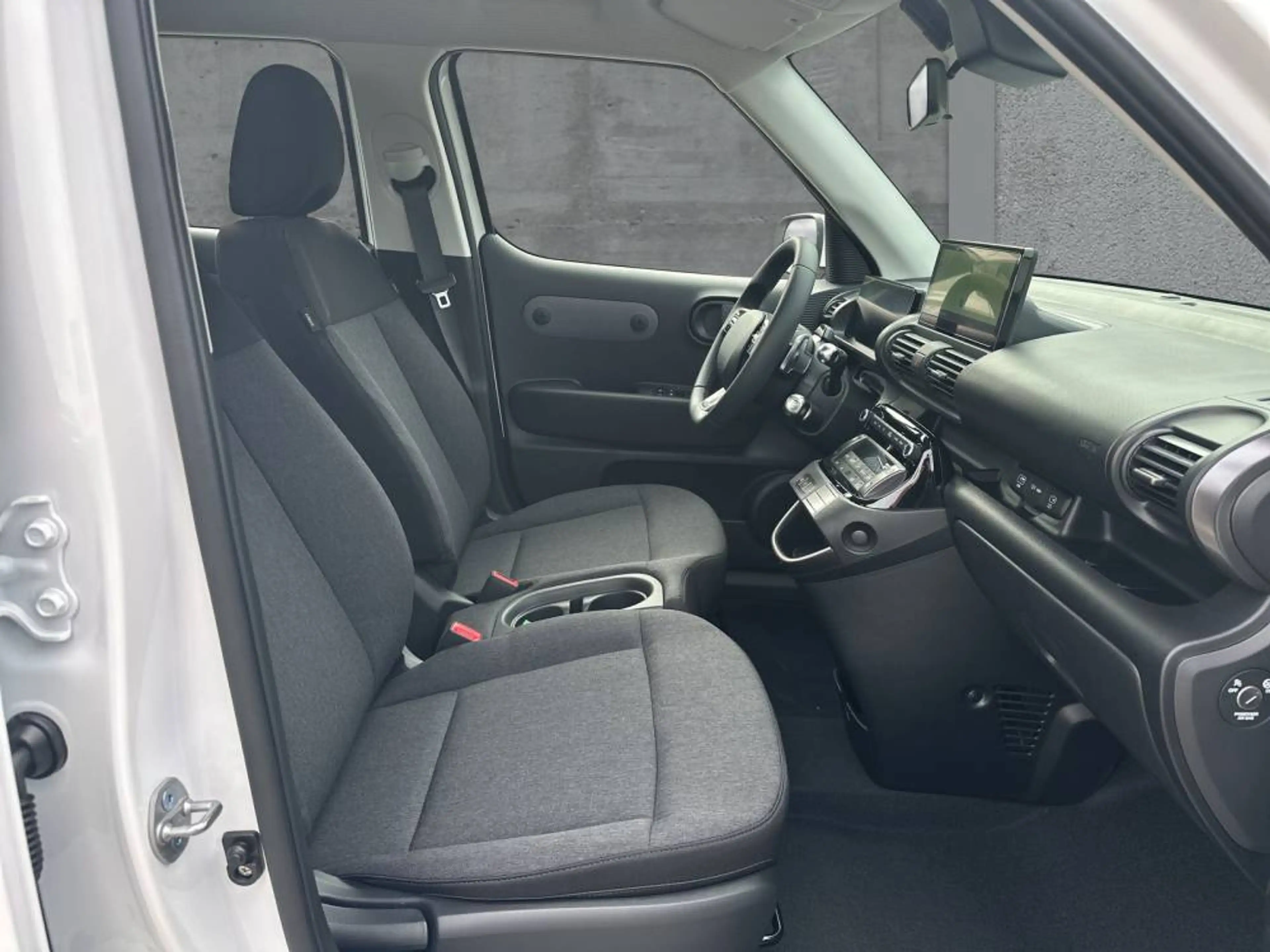 Hyundai Inster INSTER EV 42 kWh Select NaviKamera|Carplay — photo 10