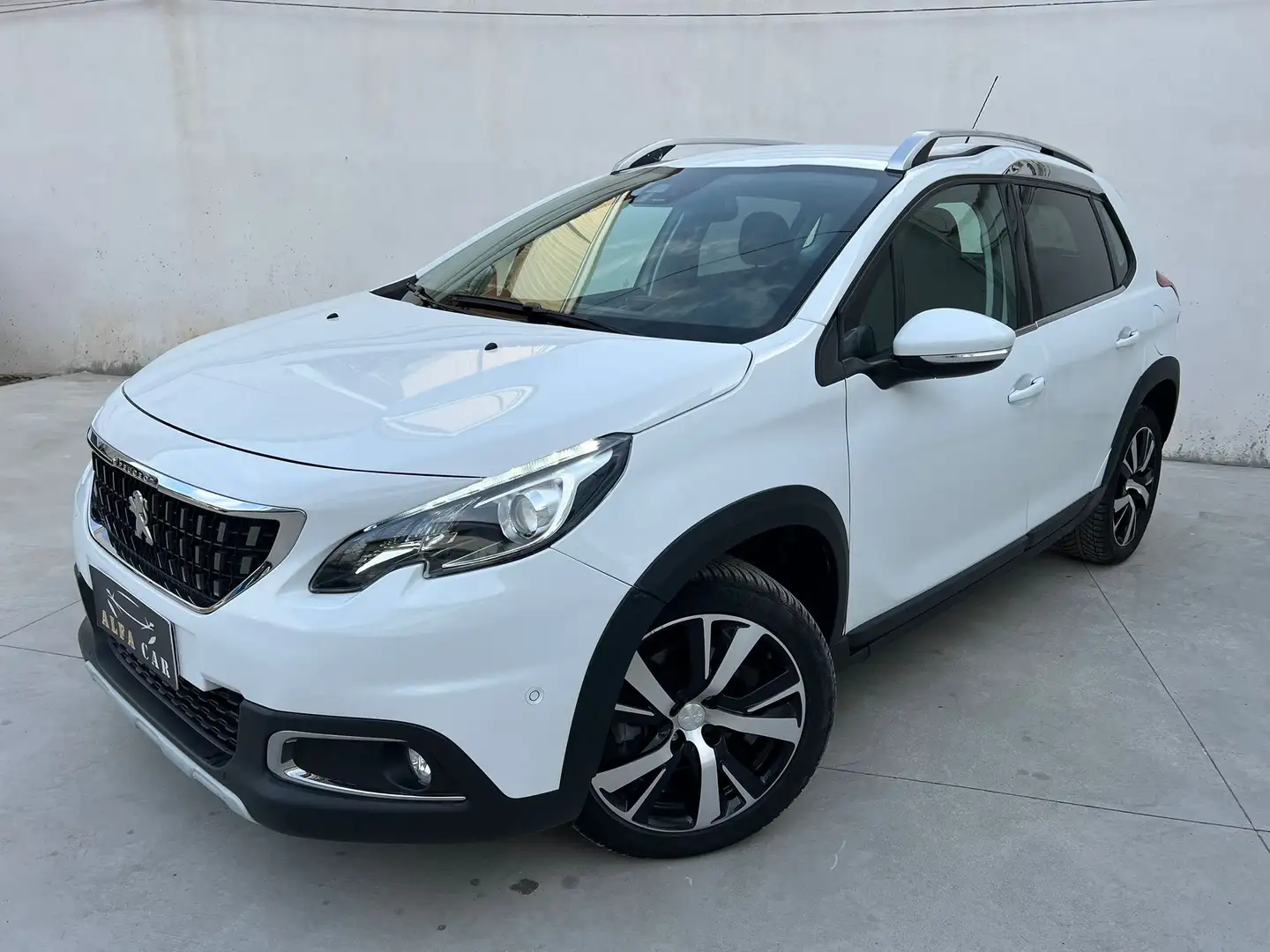 Peugeot 2008 1.5 bluehdi 120cv Allure 2019 Blanc - 1