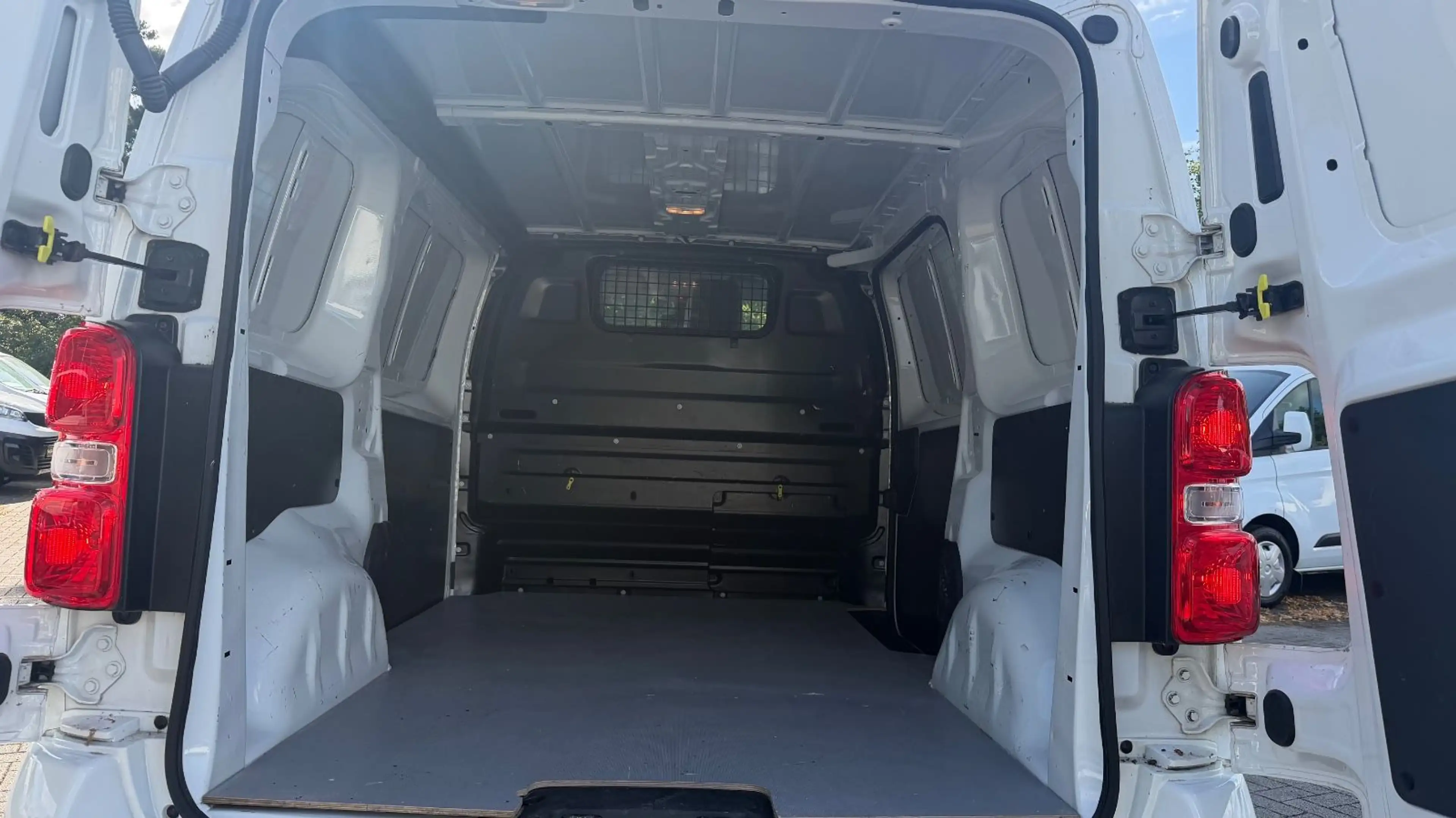 Peugeot Expert EXPERT 2.0 PREMIUM L2 KAMERA/STANDHZ/TEMPOMAT — photo 11