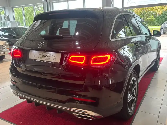 Mercedes-Benz GLC view 7