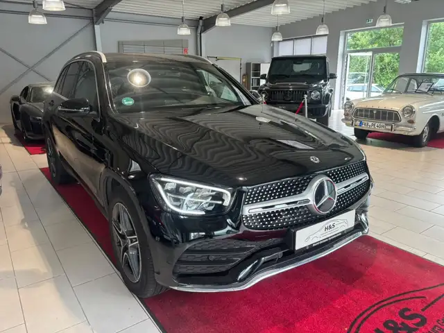 Mercedes-Benz GLC view 8