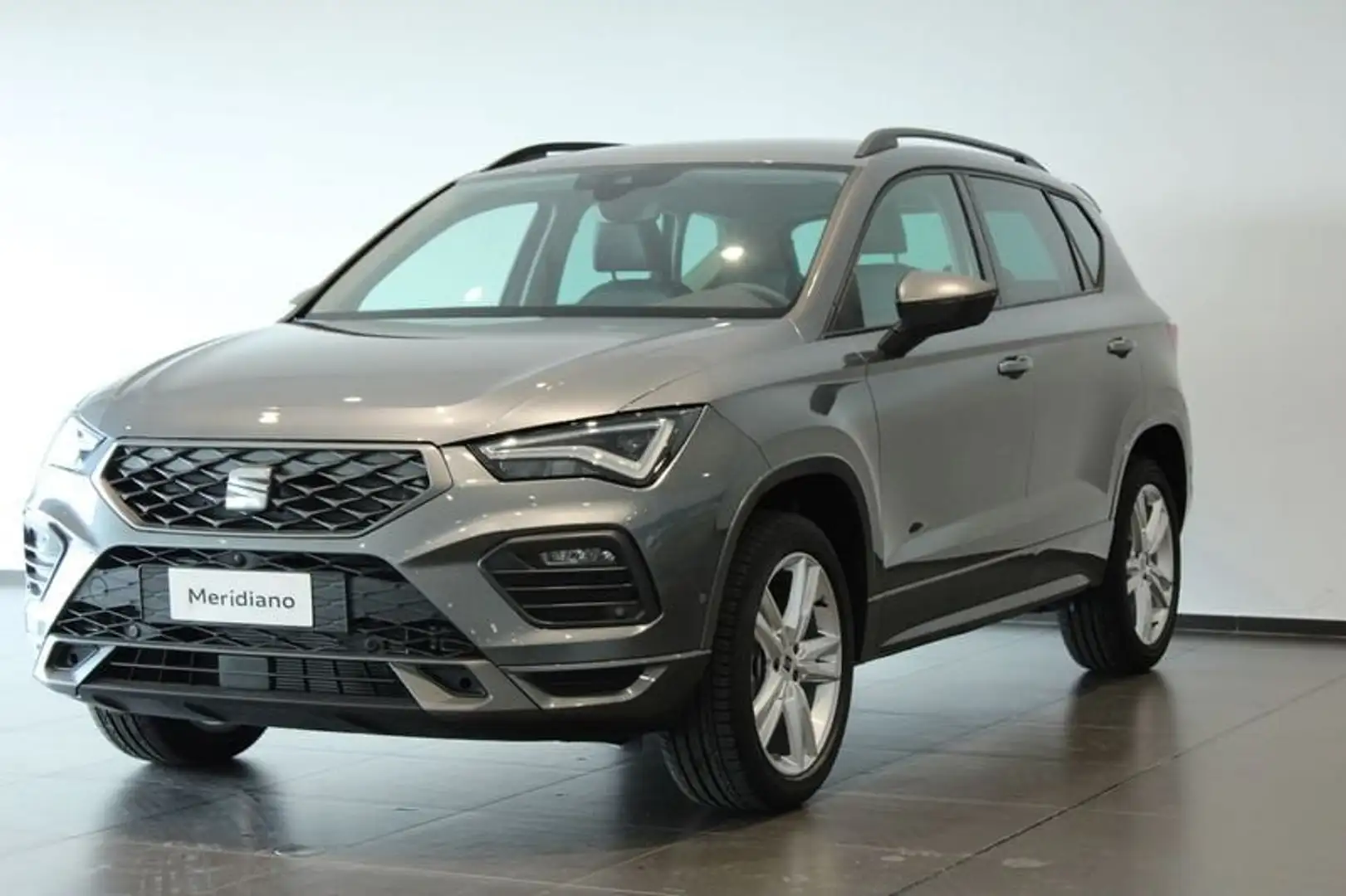 SEAT Ateca KHP 1.0 TSI FR 110CV Grigio - 1