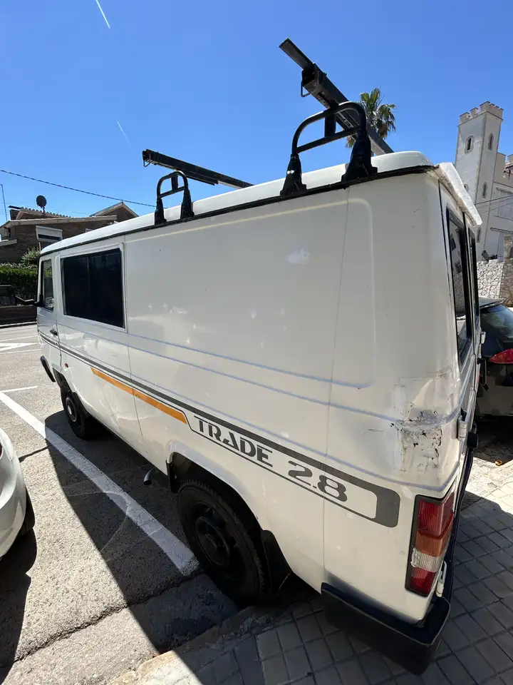 Nissan Trade 2.8 Furgón, foto 4