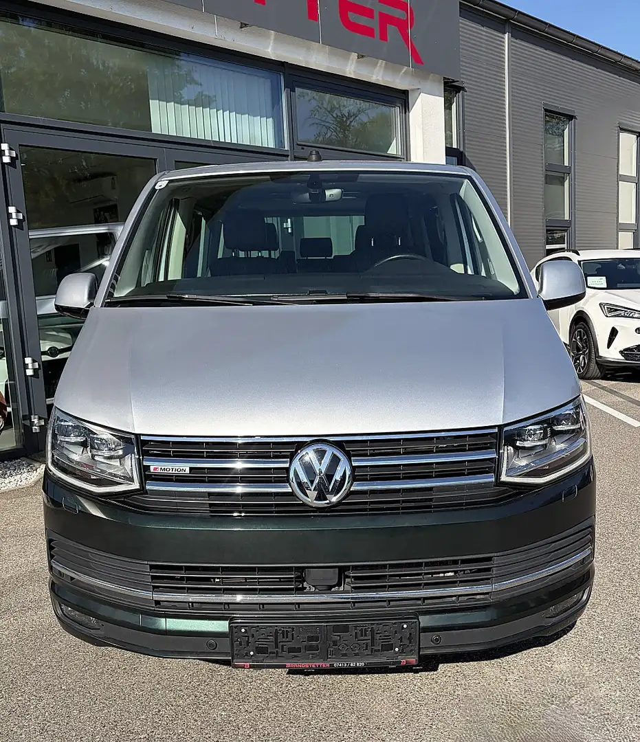Volkswagen Sonstige Multivan Highline 2,0 TDI 4Motion BMT DSG Silber - 2