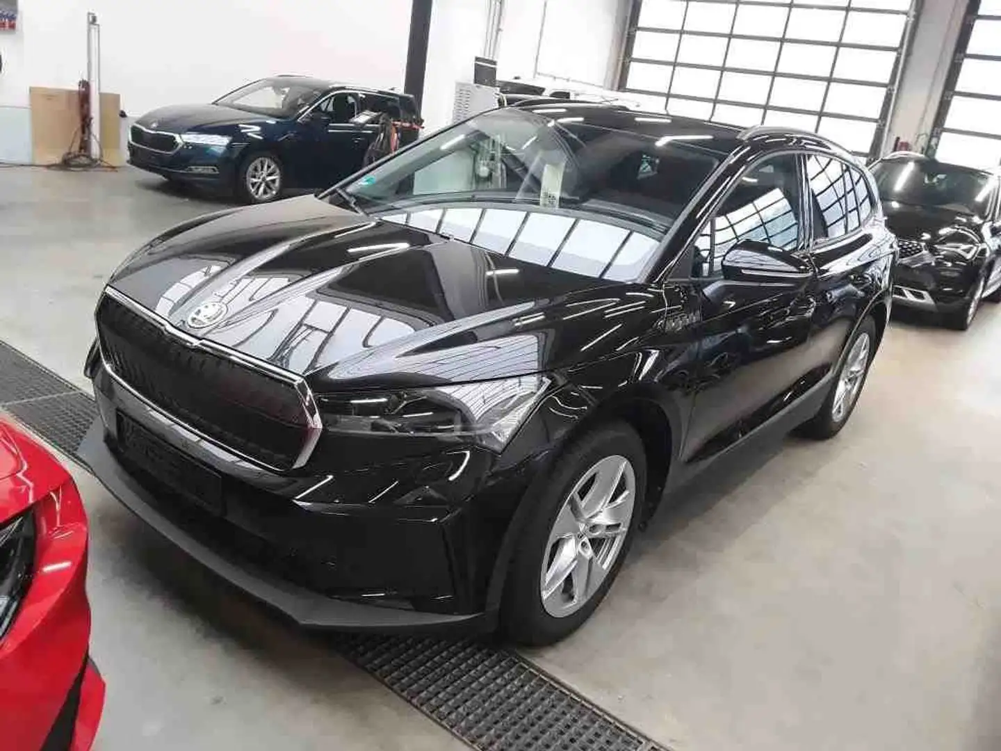 Skoda Enyaq 60 LOFT +WÄPU +19" +MATRIX +ACC +RKAM +NAVI +SHZ Schwarz - 2