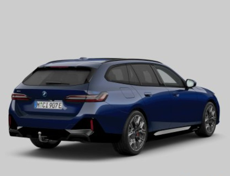 BMW 550 5-serie Touring 550e xDrive | Stuurwielrand verwar — photo 2