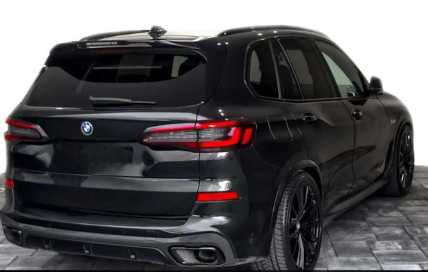 BMW X5 xDrive45e PHEV Aut. Schwarz - 2