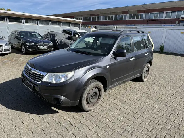 Subaru Forester 2*Hand,Automatik,Klima,AHK,Scheckheft*