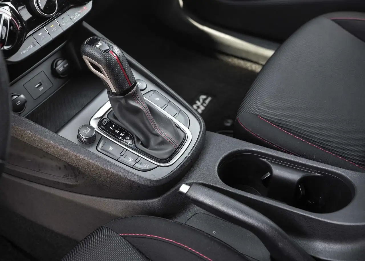 Hyundai KONA снимка Hyundai KONA