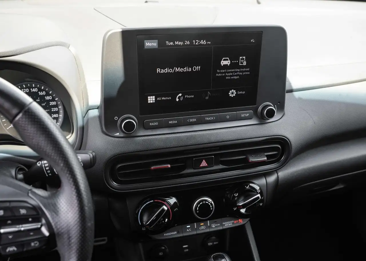 Hyundai KONA снимка Hyundai KONA
