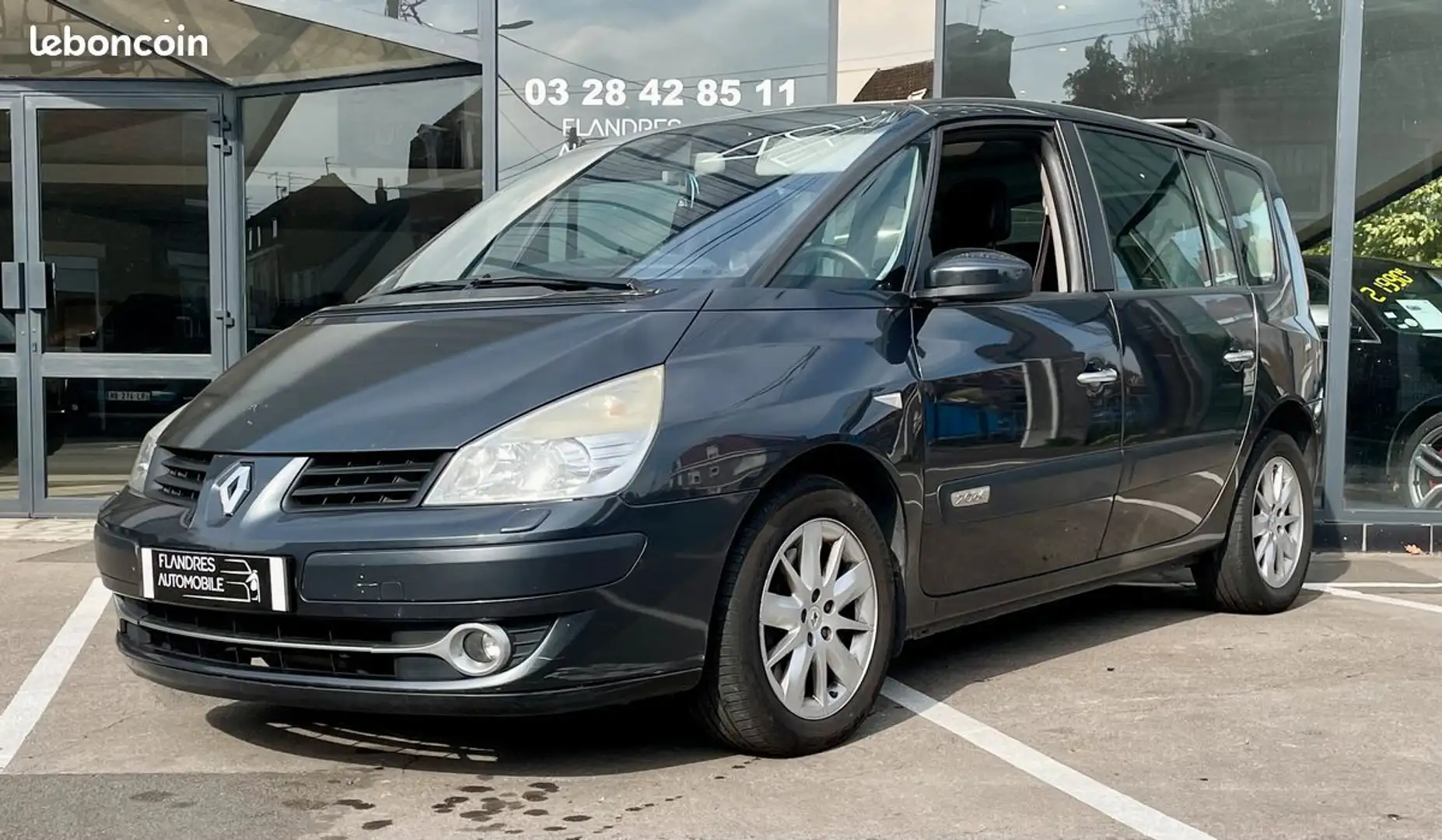 Renault Espace 4 IV 2.0 dCi 150 ch FAP Alyum BVA 7 places Gris - 1