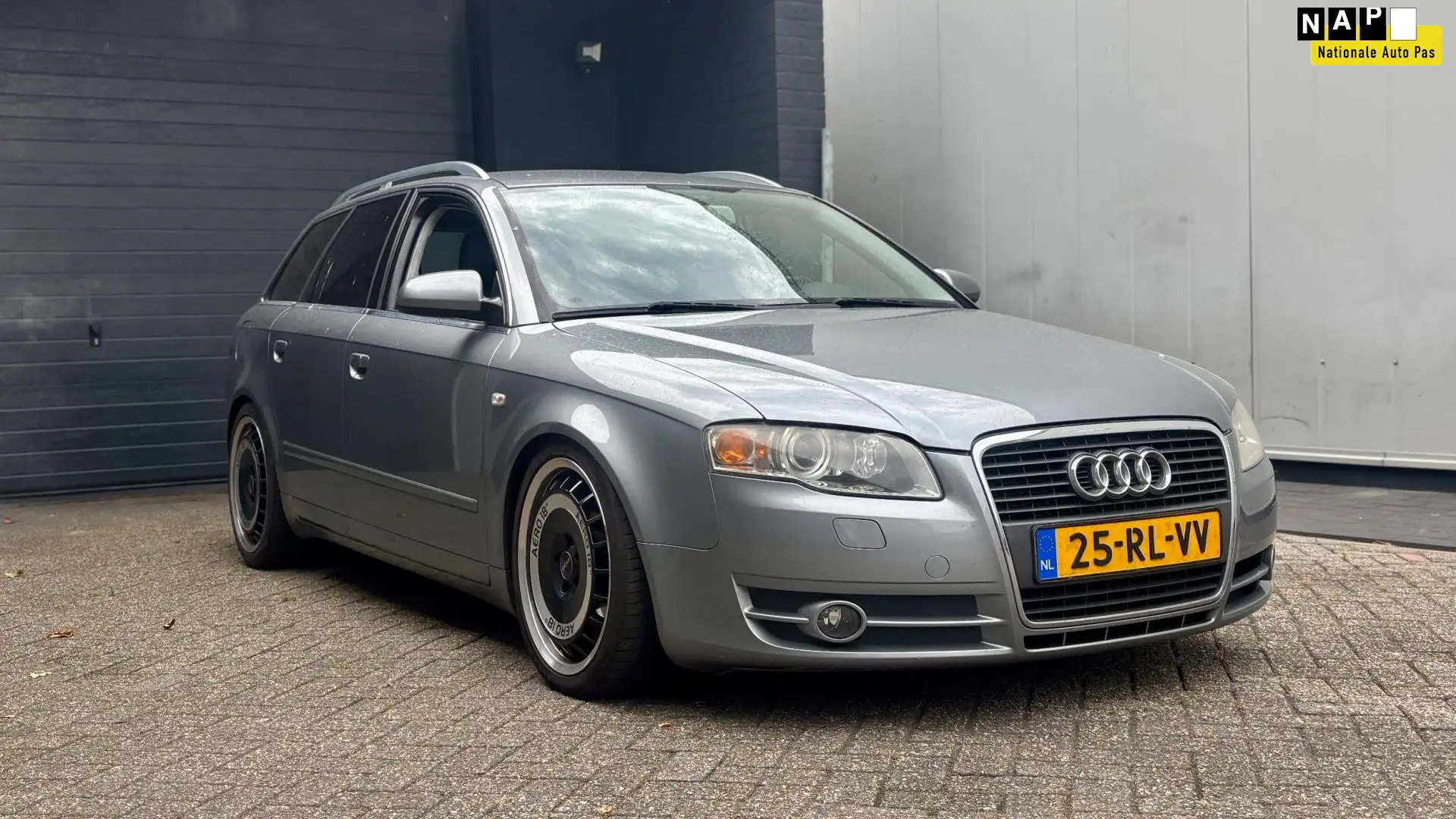 Audi A4 Avant 1.8 Turbo Pro Line 163pk Navi / Cruise / Vol Grijs - 1