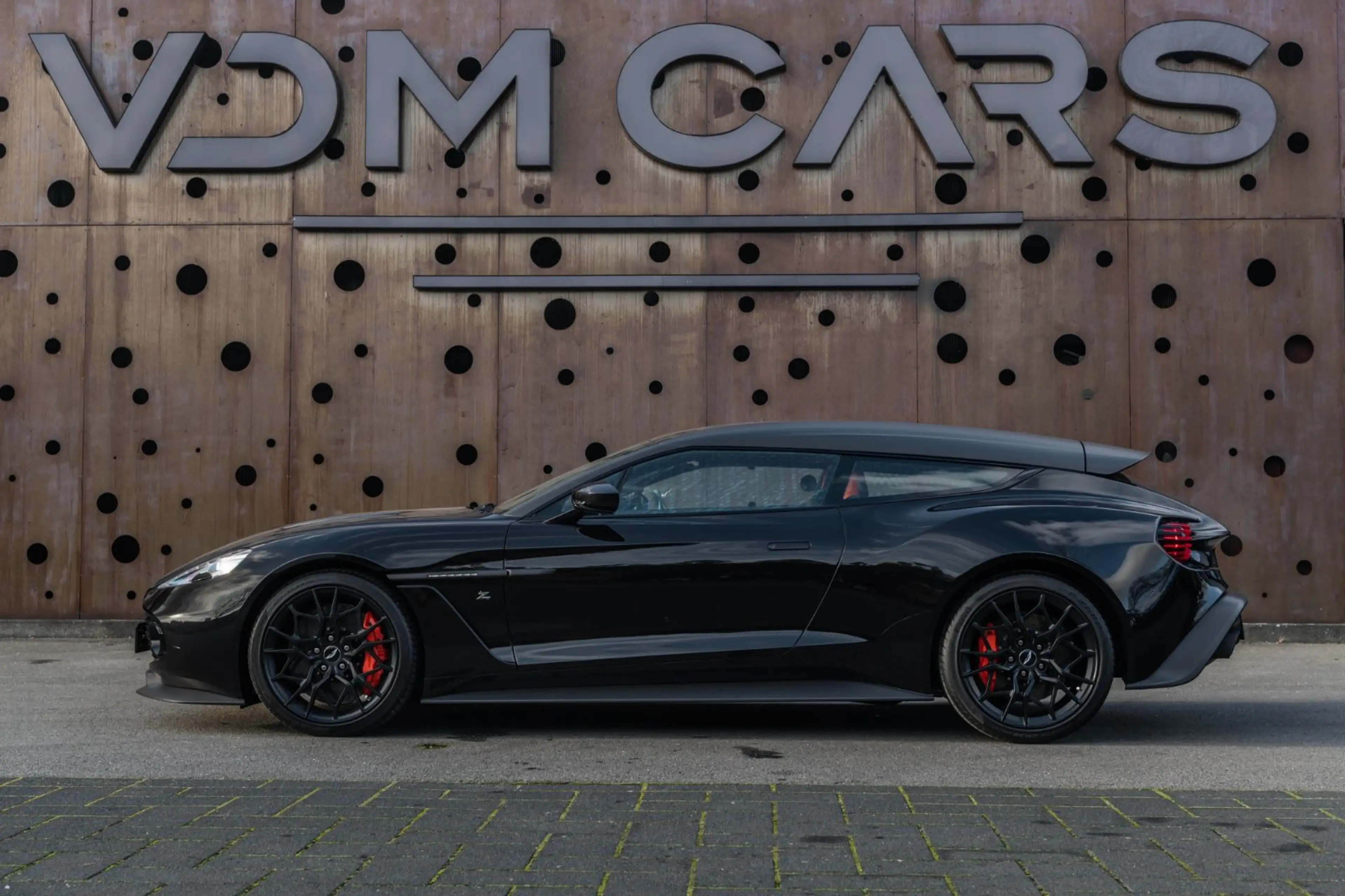 Aston Martin Vanquish Zagato Shooting Brake NEW SERVICE ! NEW — photo 7