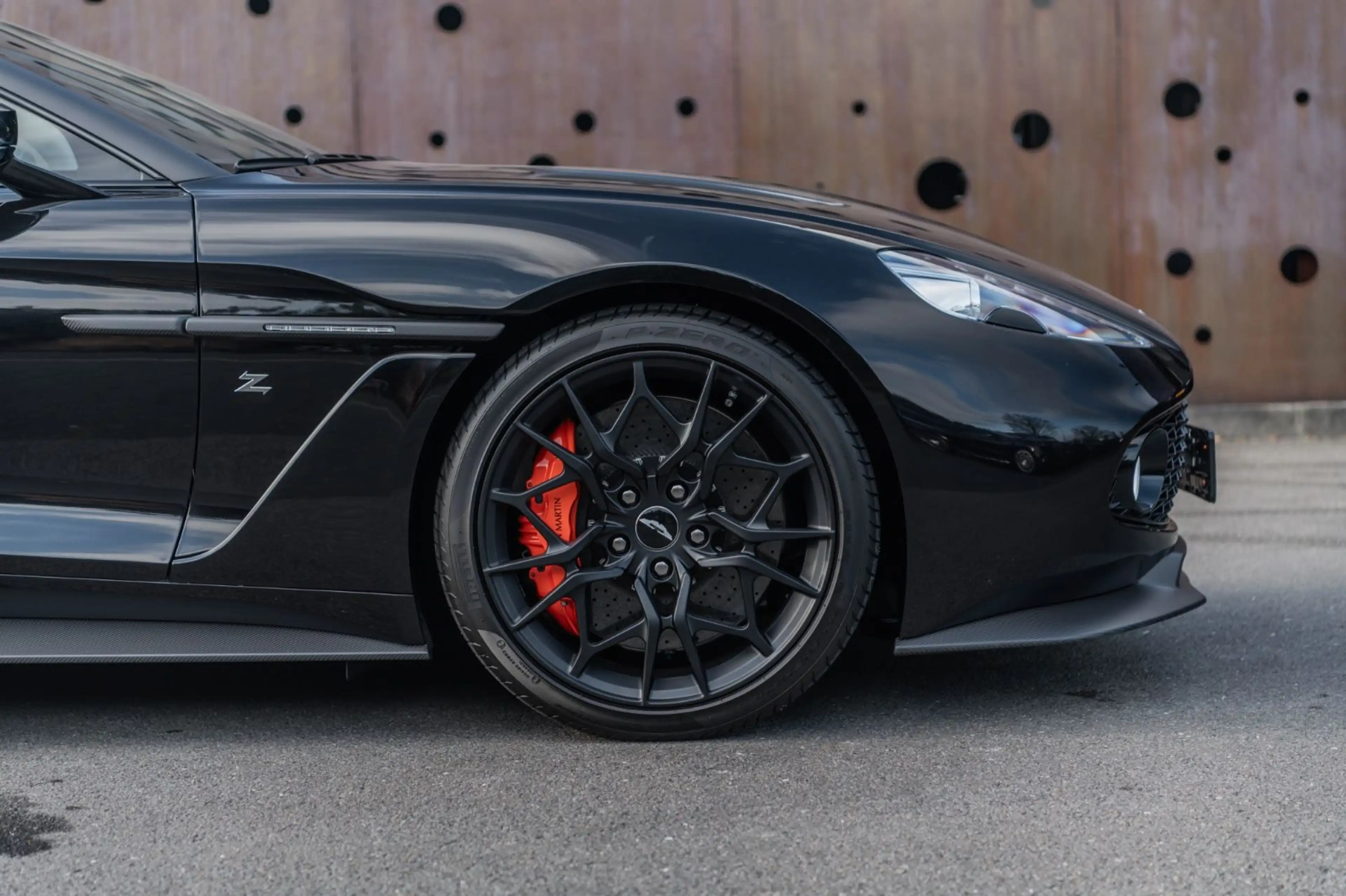 Aston Martin Vanquish Zagato Shooting Brake NEW SERVICE ! NEW — photo 9