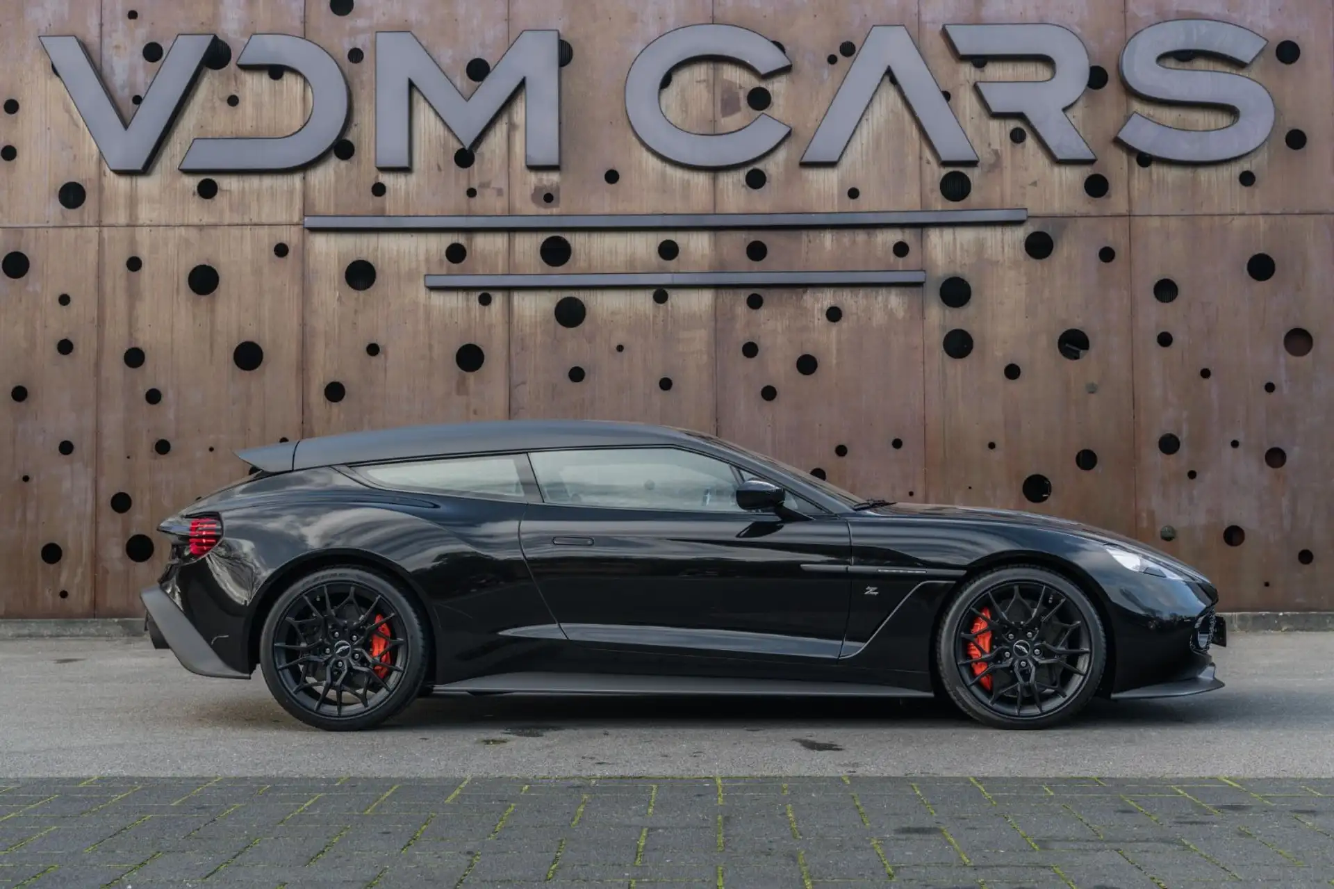 애스턴마틴 뱅퀴시 Coupe 2019 검정 사진 8