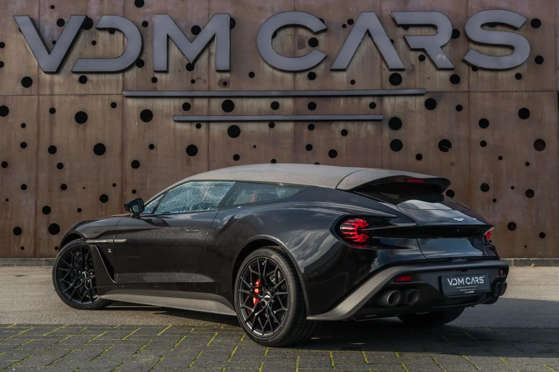 애스턴마틴 뱅퀴시 Coupe 2019 검정 사진 6