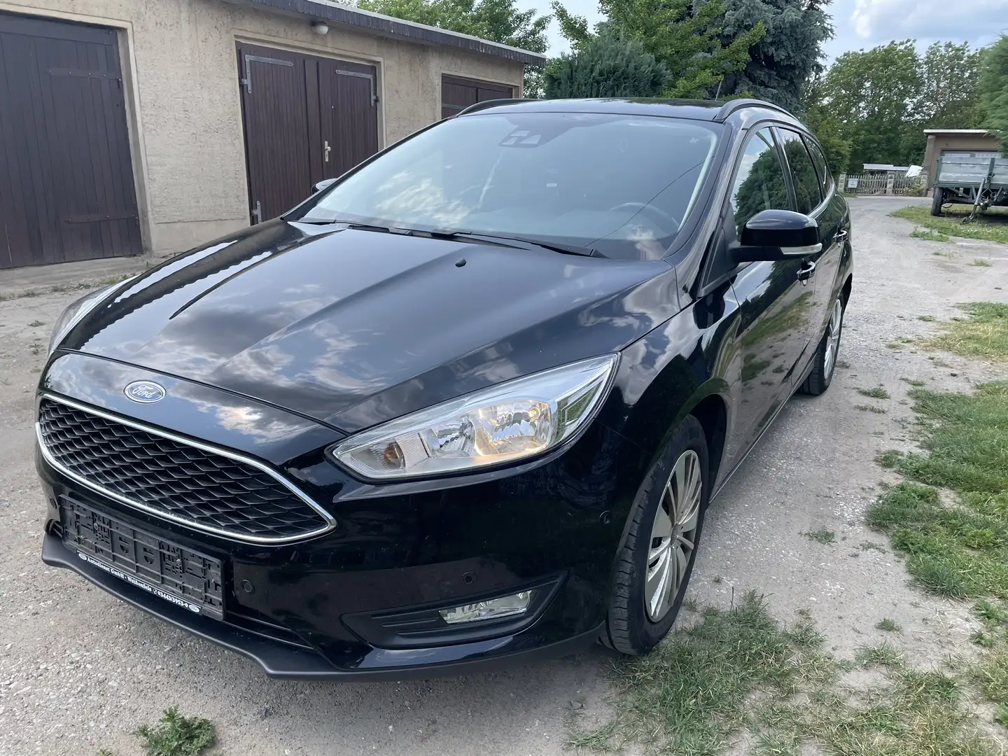 Ford Focus Turnier 1.5 EcoBoost Start-Stopp- Business Edition Negro - 2