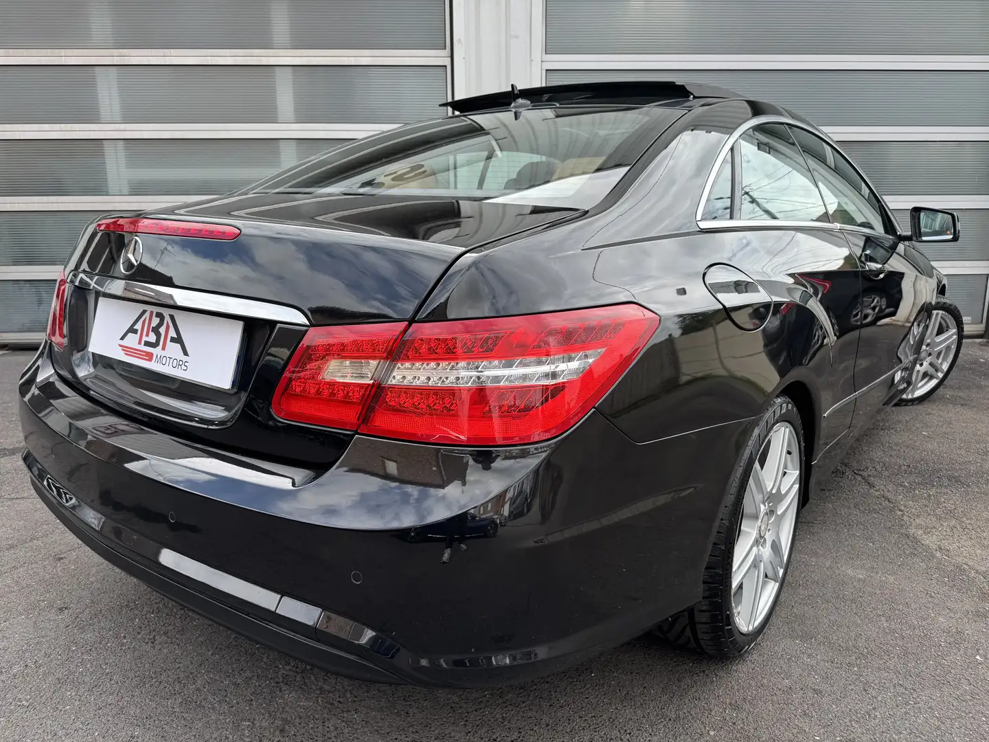 Mercedes-Benz E 220 Classe Coupé CDI PACK AMG - 2