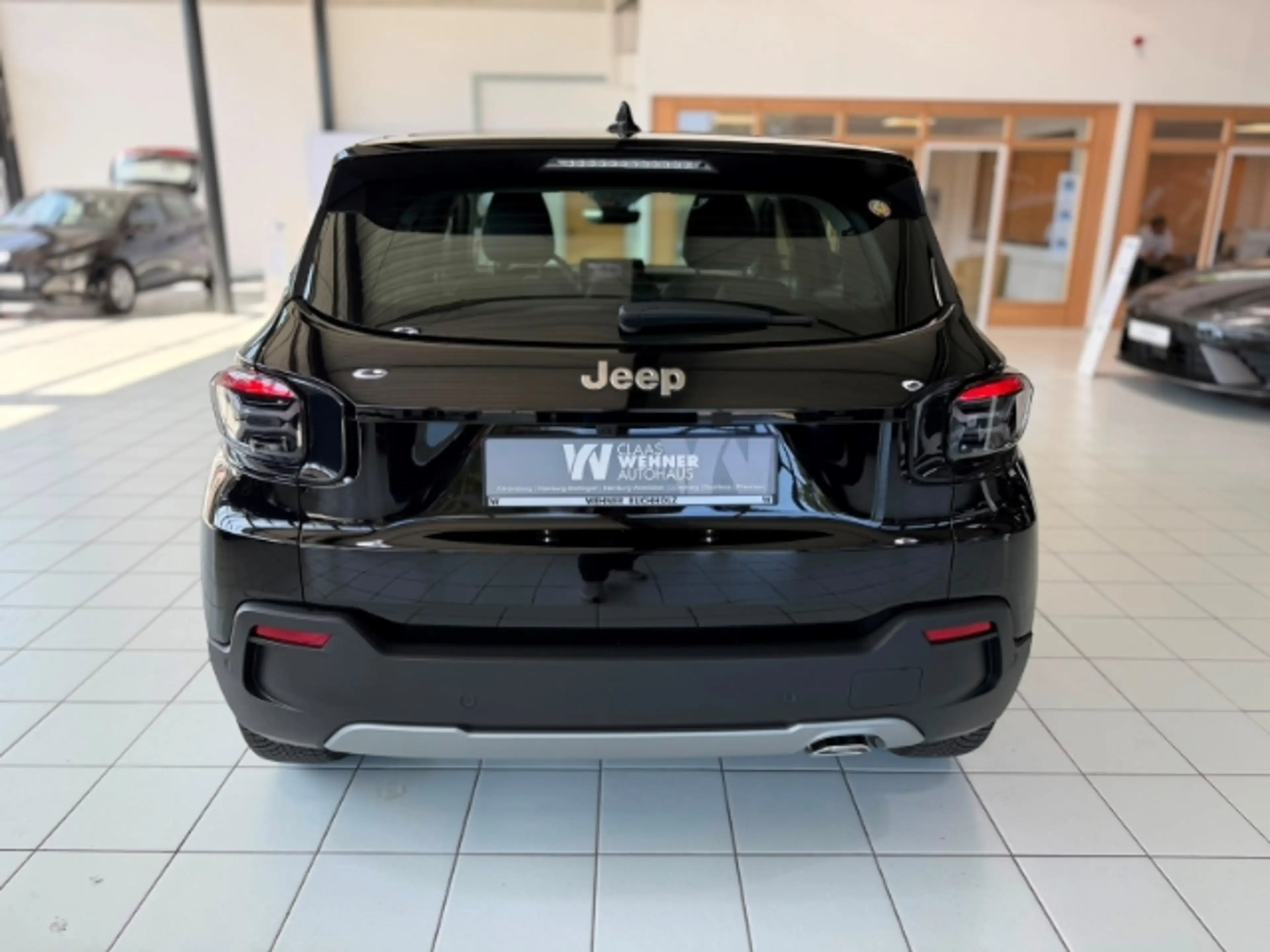 Jeep Avenger Altitude 1.2L GSE T3 mit GJR+Assistenzpaket — photo 6