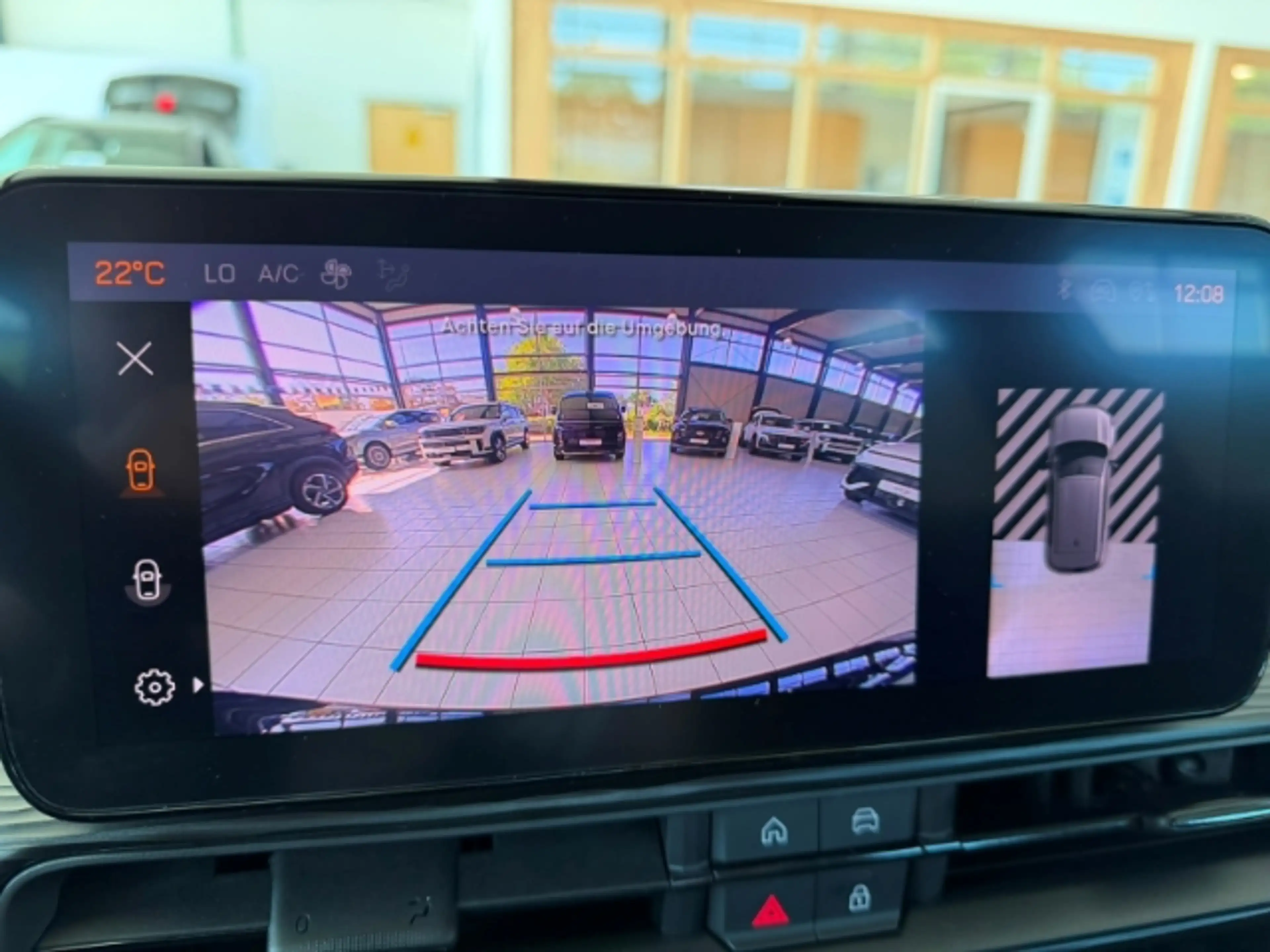 Jeep Avenger Altitude 1.2L GSE T3 mit GJR+Assistenzpaket — photo 15